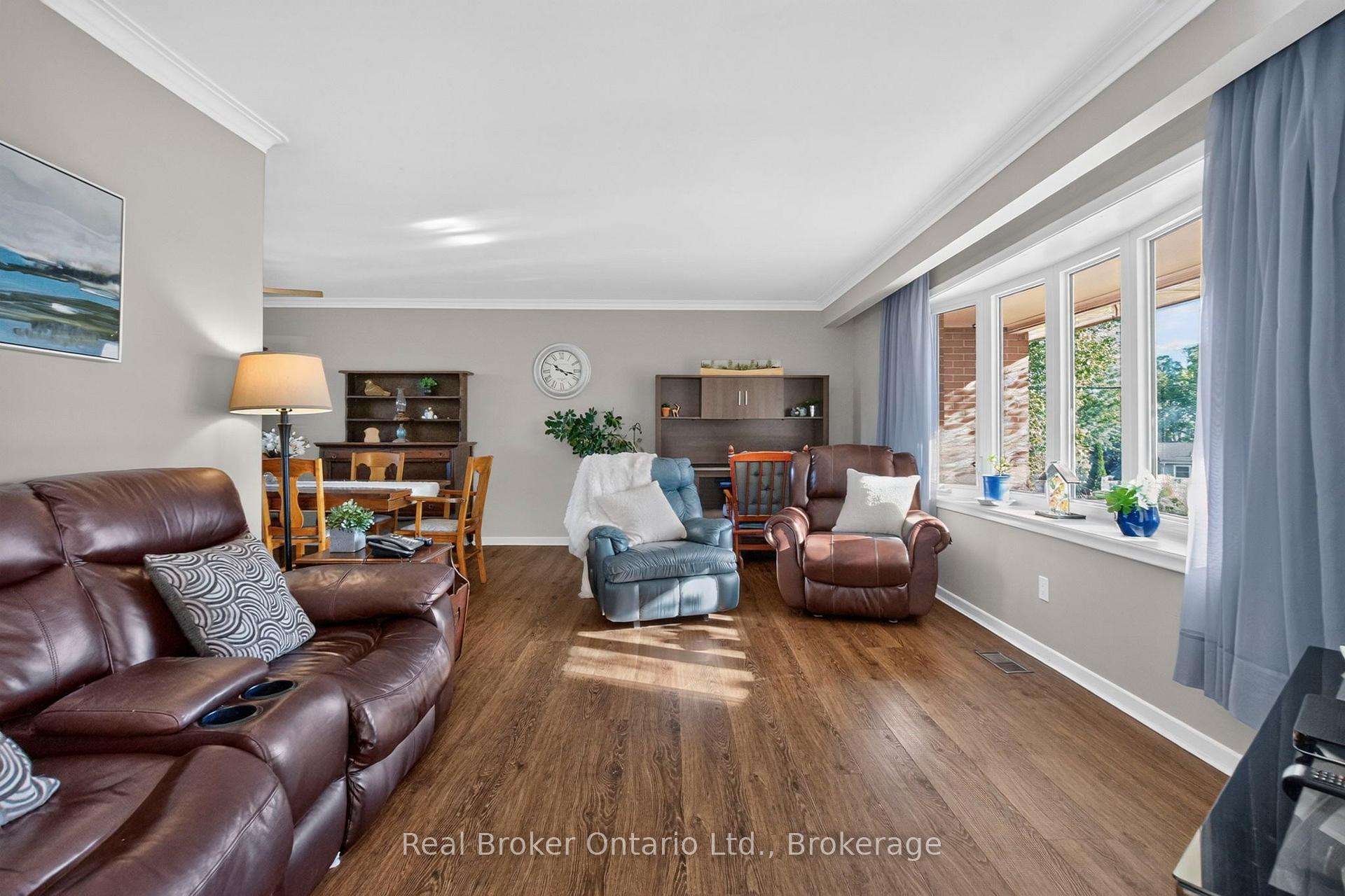 Photo 9 of 413 Cornell Drive, Midland — HOMEH