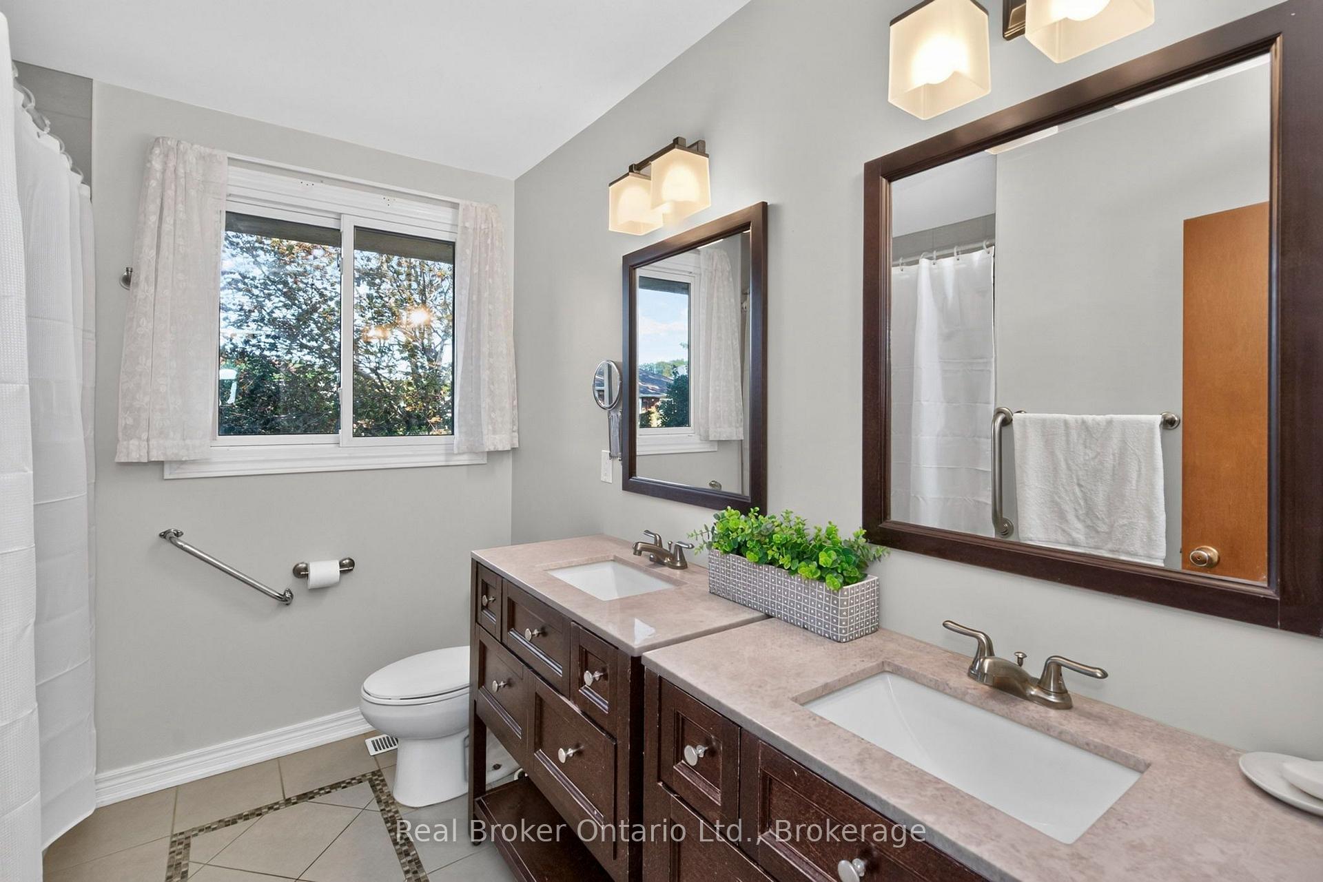 Photo 15 of 413 Cornell Drive, Midland — HOMEH