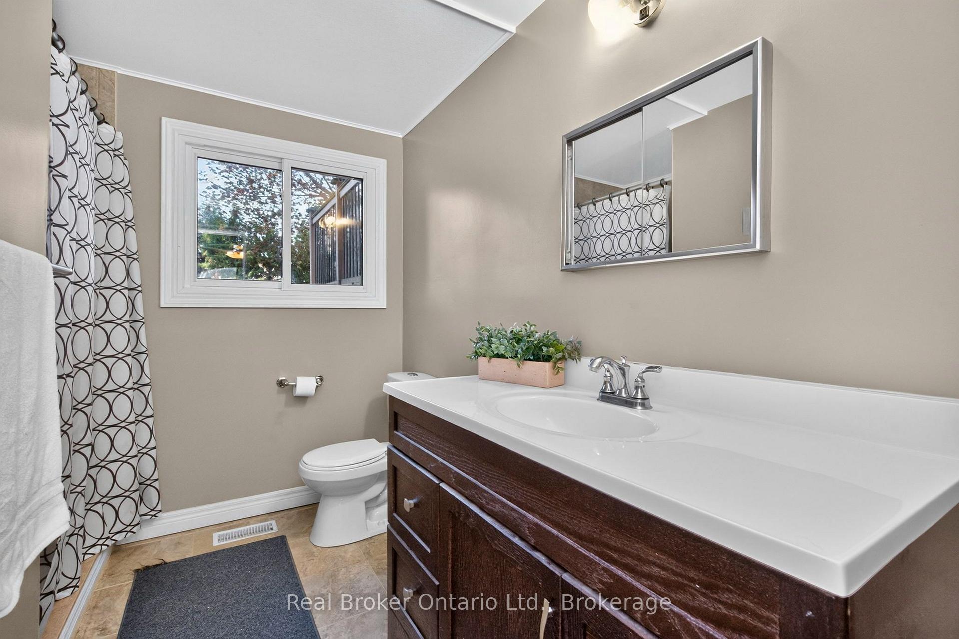 Photo 19 of 413 Cornell Drive, Midland — HOMEH