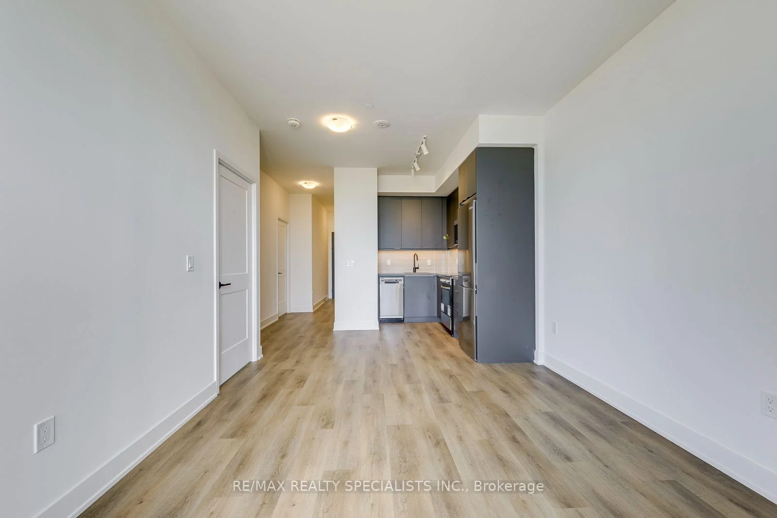 Photo 13 of Unit 2210A, 115 Nipissing Road, Milton, Old Milton — HOMEH