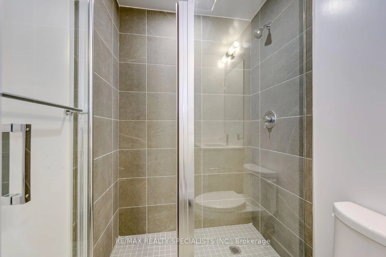 Photo 22 of Unit 2210A, 115 Nipissing Road, Milton, Old Milton — HOMEH