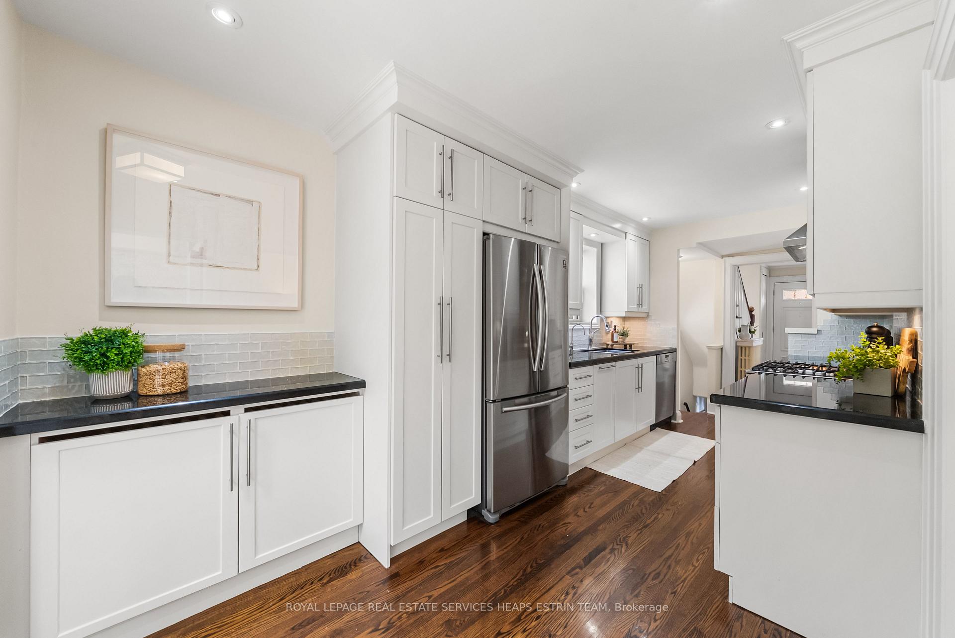 Photo 7 of 112 Southvale Drive, Toronto, Leaside — HOMEH