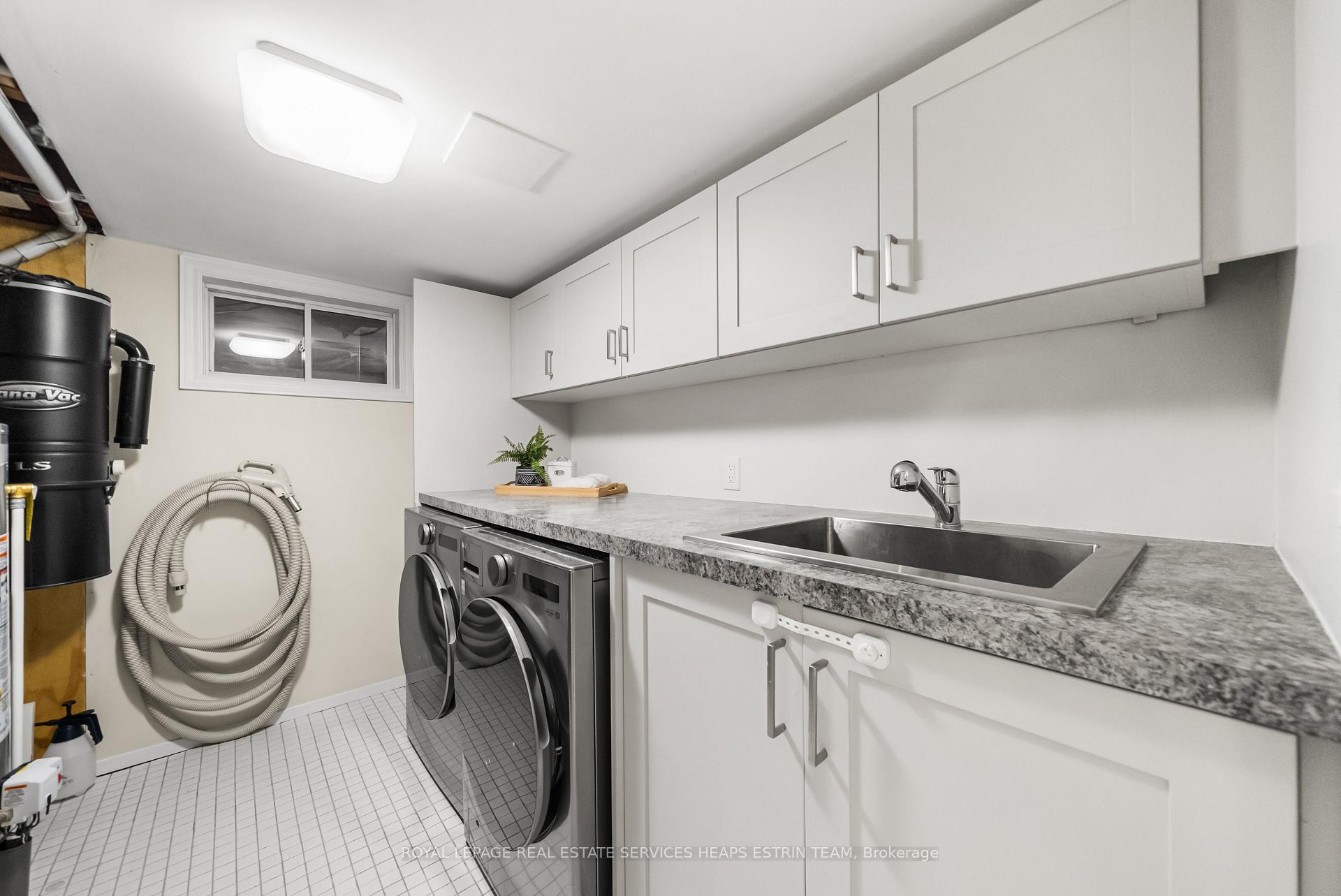 Photo 25 of 112 Southvale Drive, Toronto, Leaside — HOMEH