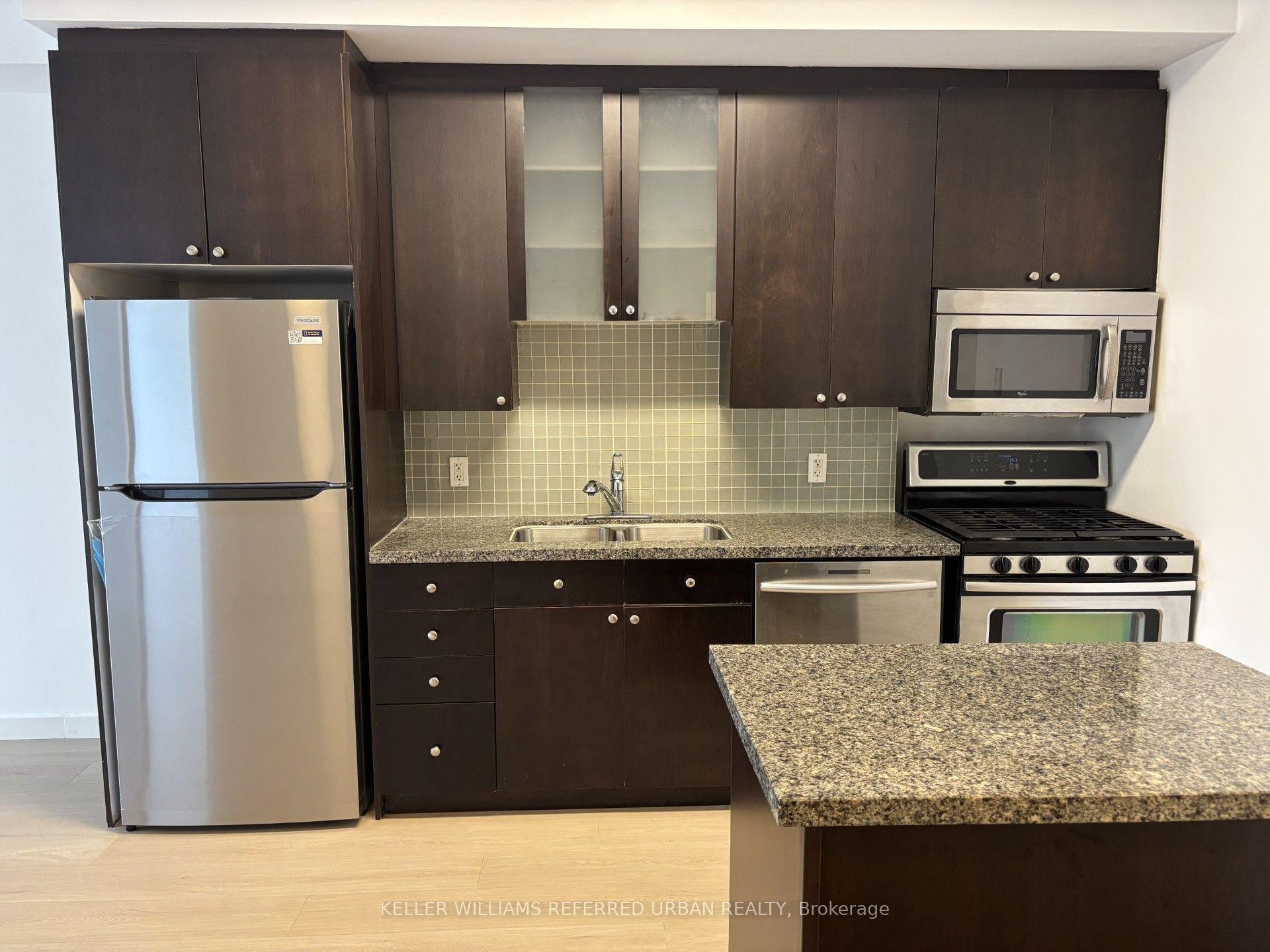Photo 6 of Unit 504, 1 Shaw Street, Toronto, Niagara — HOMEH