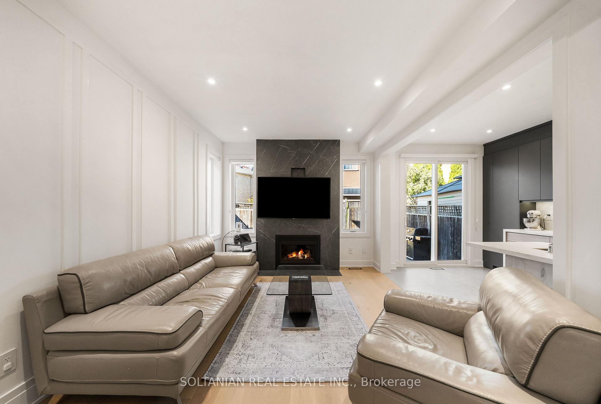 Photo 7 of 163 Wildberry Crescent, Vaughan, Vellore Village — HOMEH