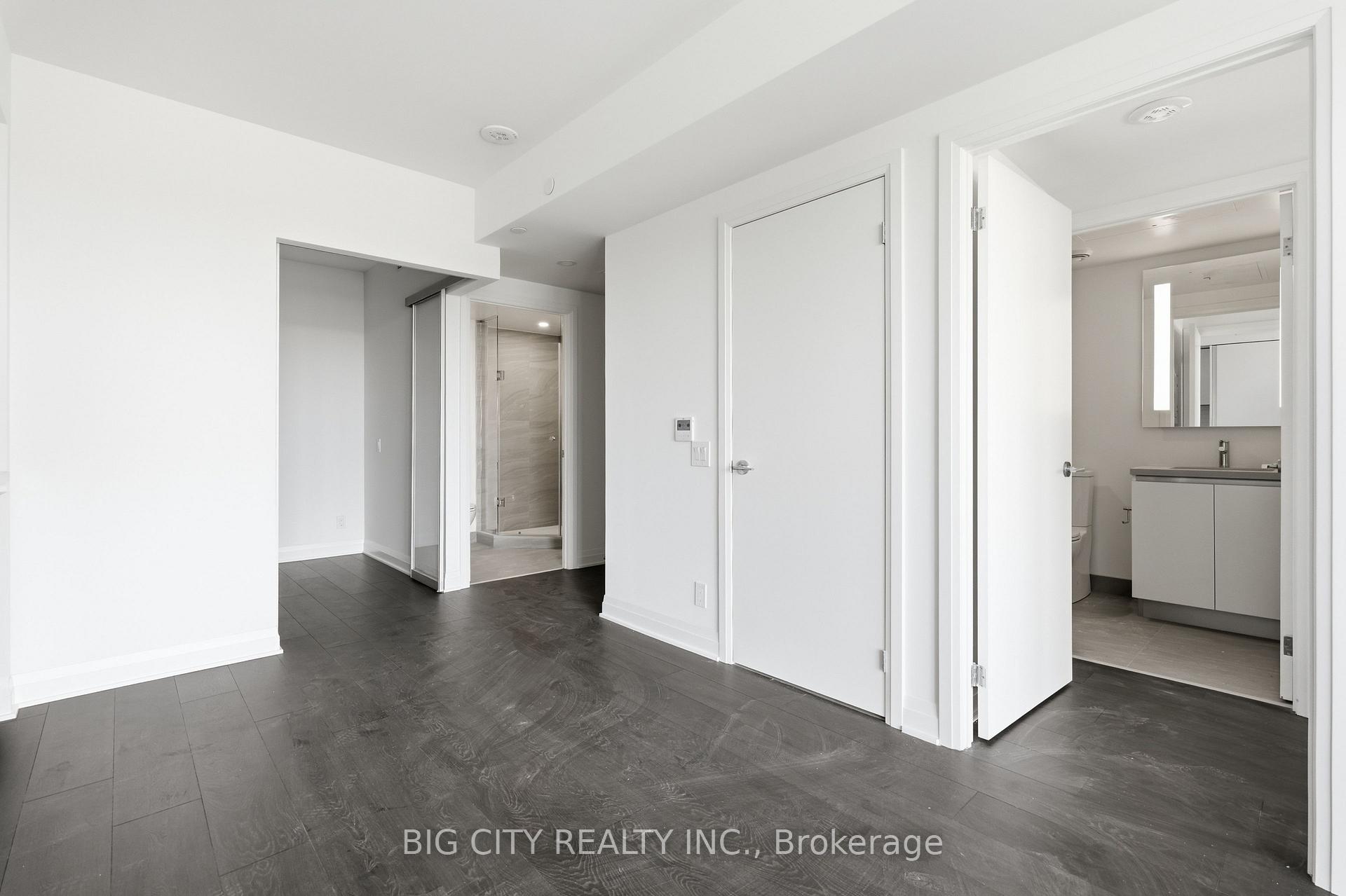 Photo 6 of Unit 611, 25 Frederick Todd Way, Toronto, Thorncliffe Park — HOMEH