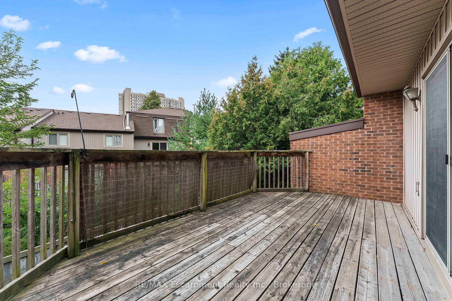Photo 32 of Unit 9, 1160 Walden Circle, Mississauga, Clarkson — HOMEH