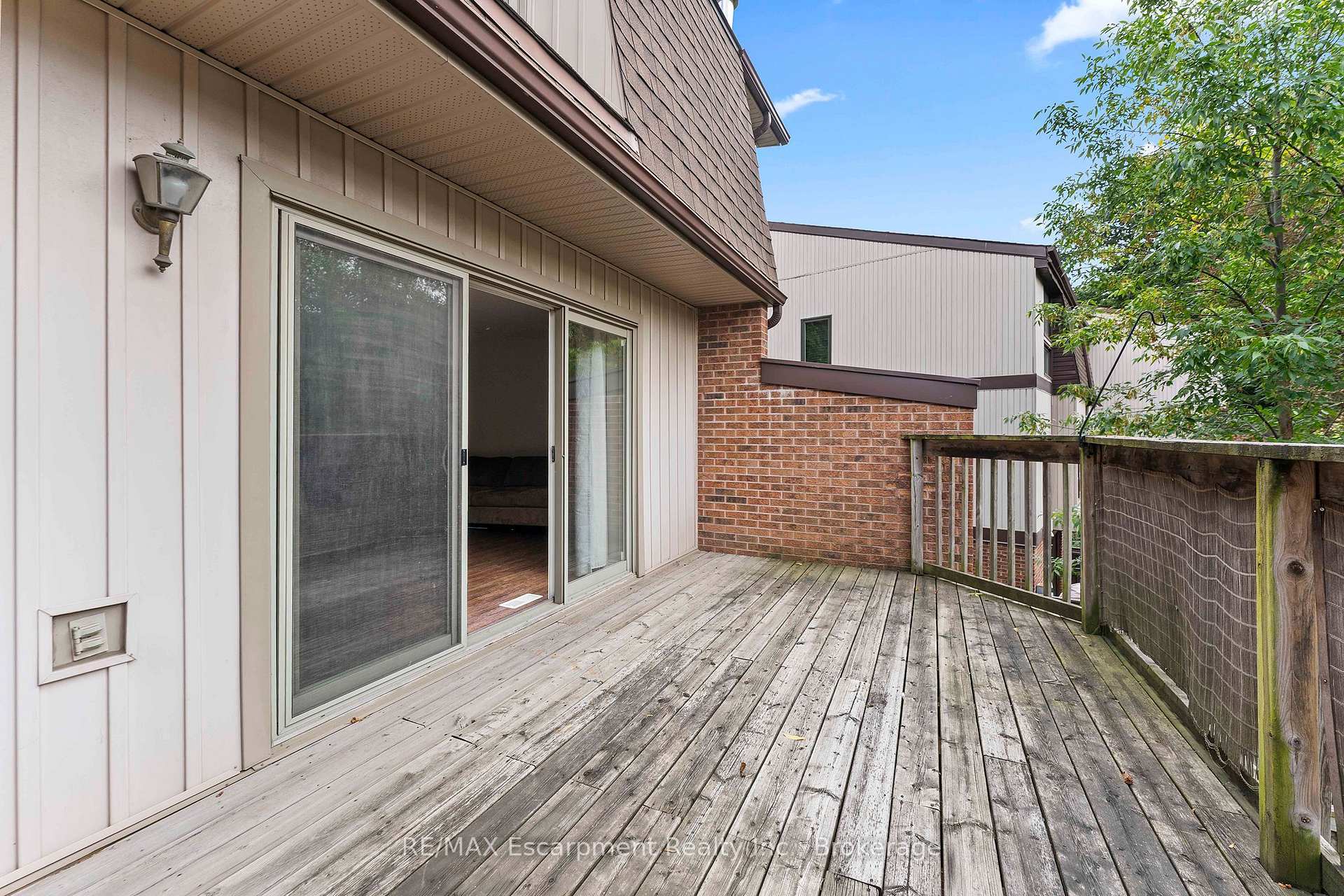 Photo 33 of Unit 9, 1160 Walden Circle, Mississauga, Clarkson — HOMEH