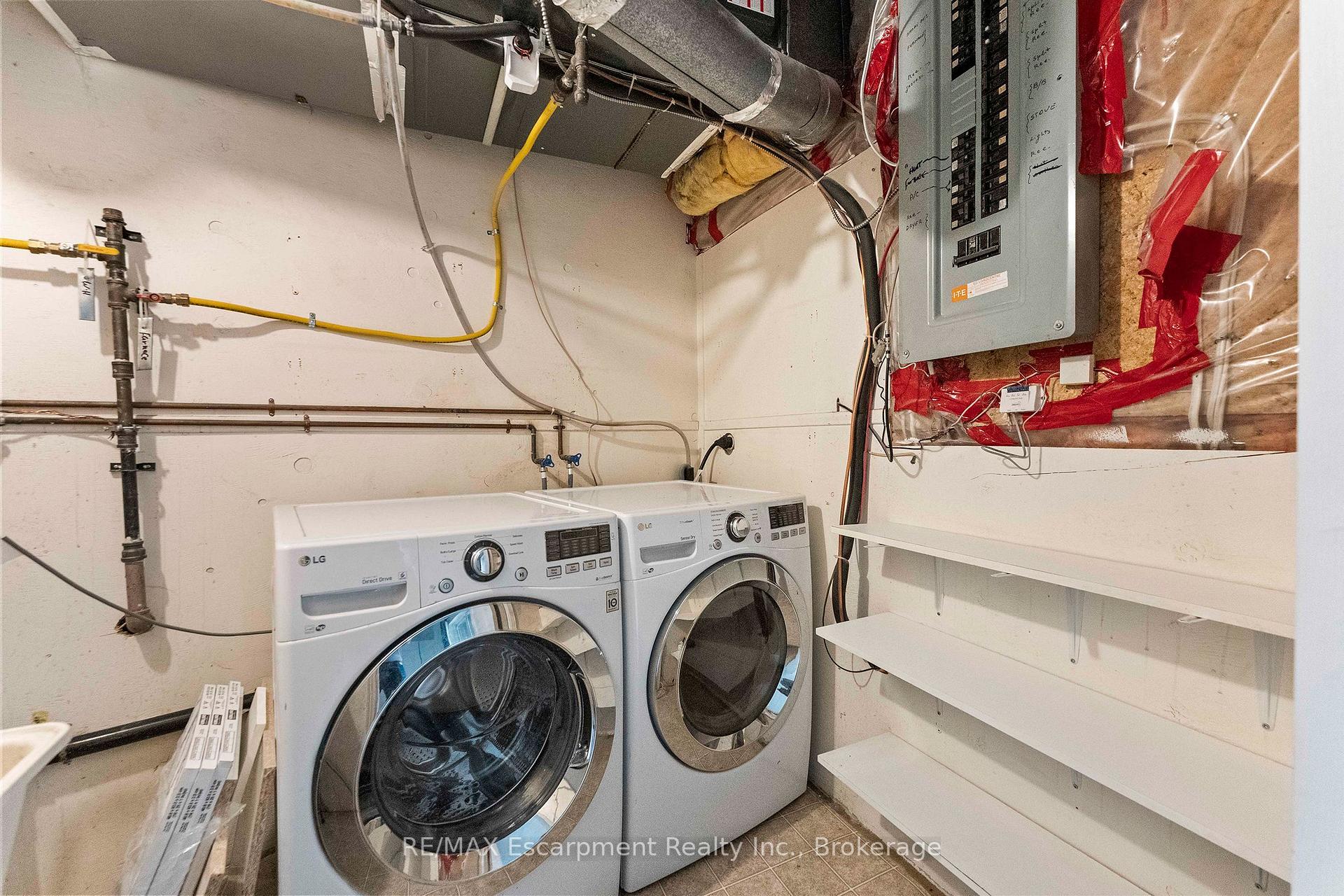 Photo 34 of Unit 9, 1160 Walden Circle, Mississauga, Clarkson — HOMEH