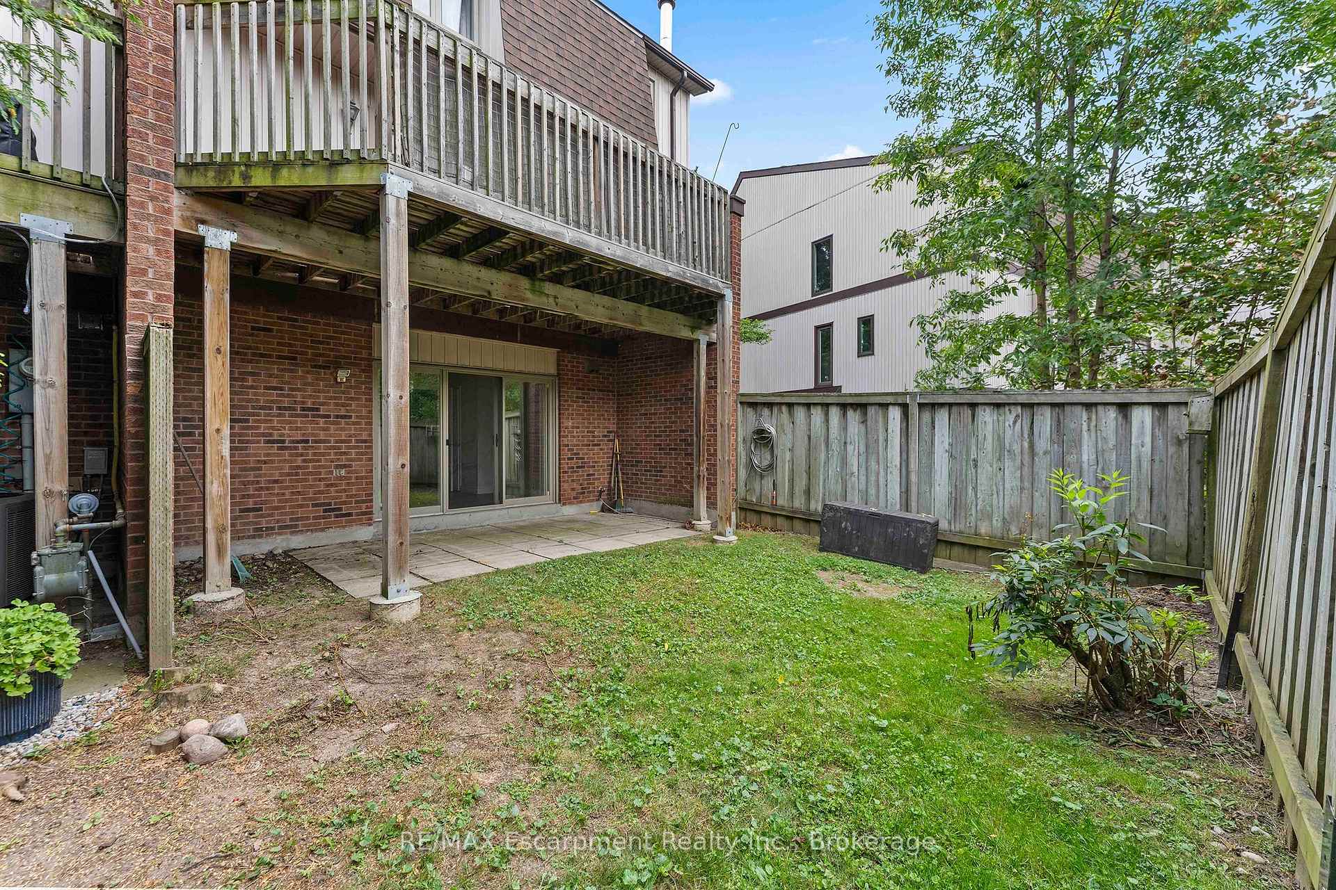 Photo 37 of Unit 9, 1160 Walden Circle, Mississauga, Clarkson — HOMEH