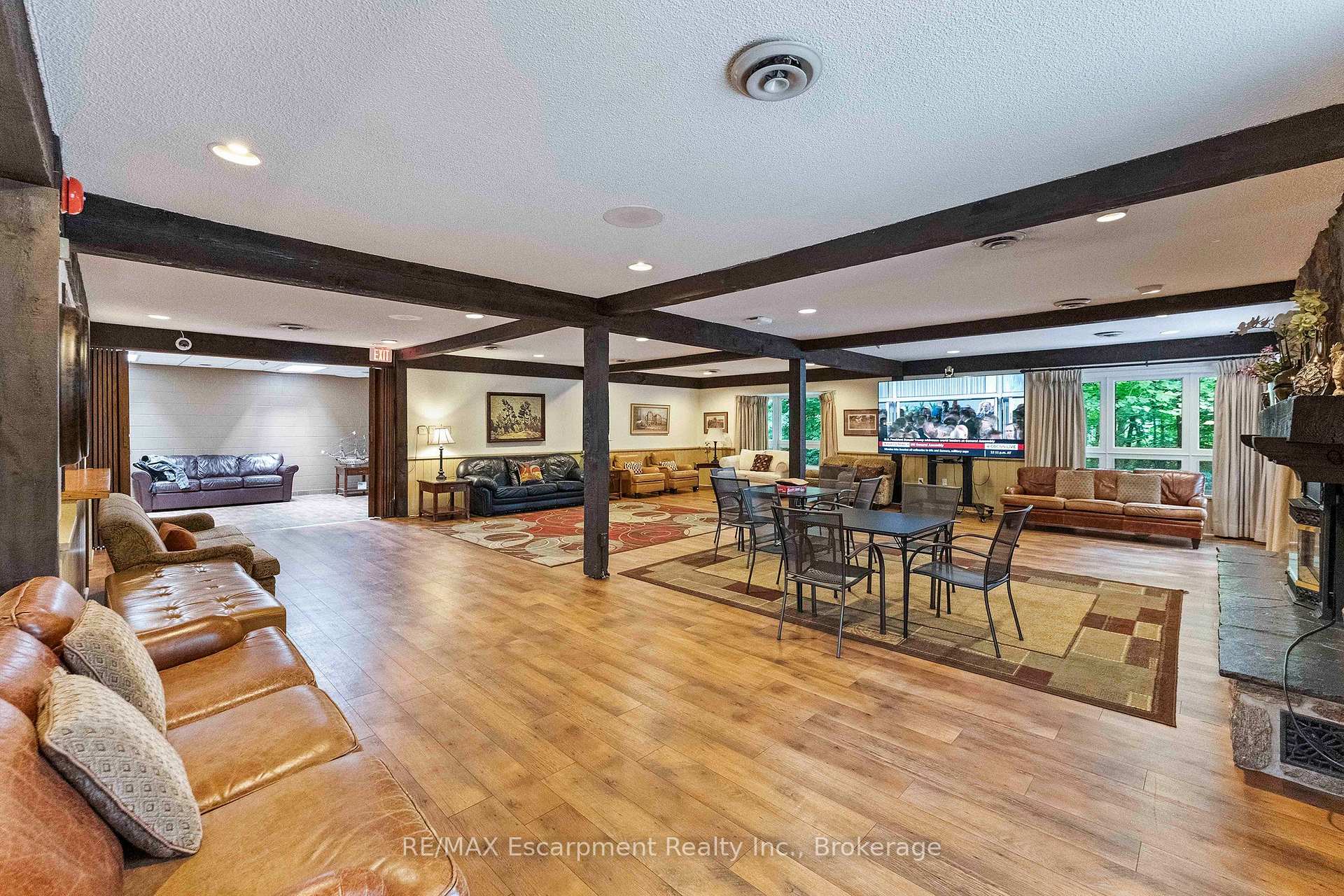 Photo 39 of Unit 9, 1160 Walden Circle, Mississauga, Clarkson — HOMEH