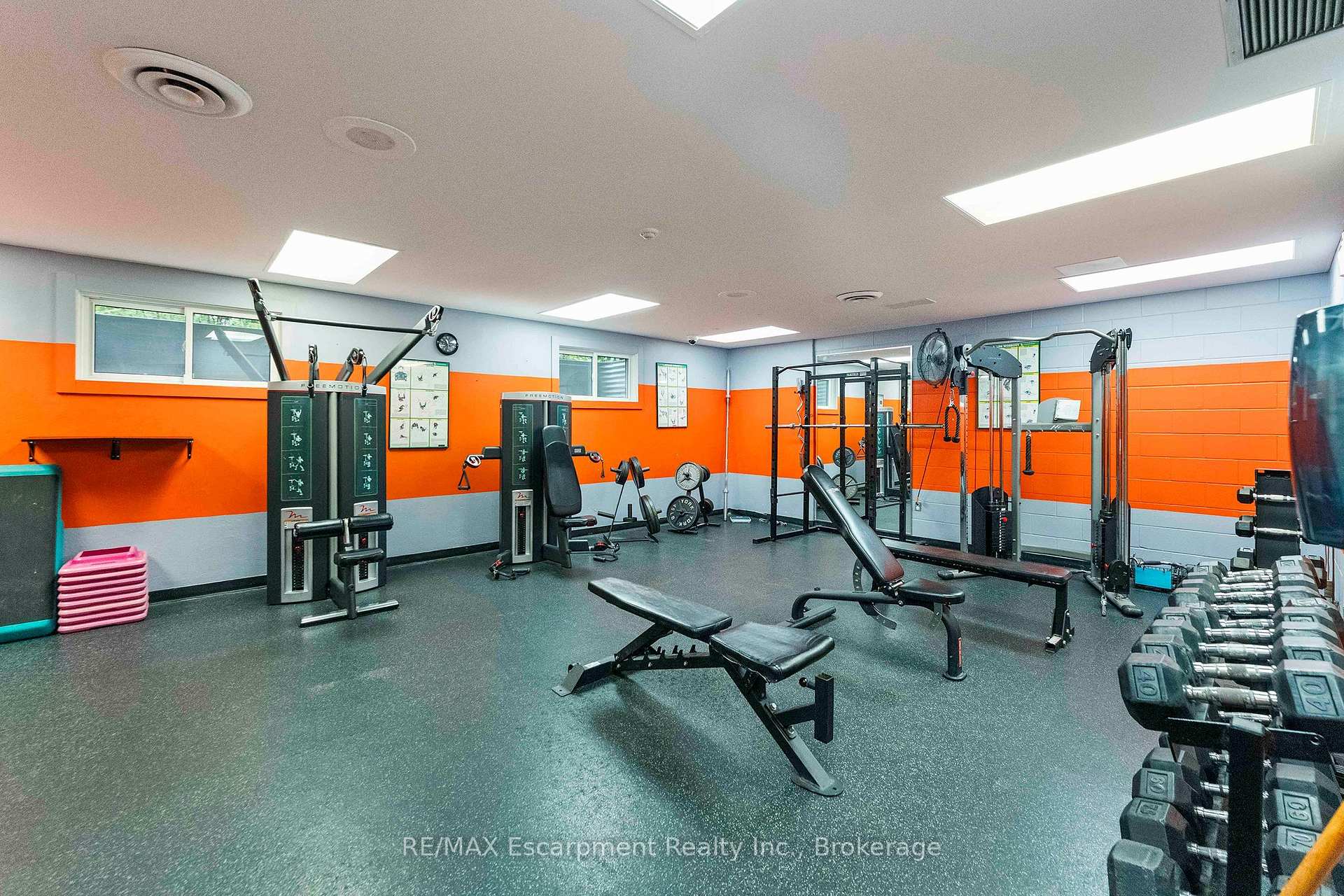 Photo 48 of Unit 9, 1160 Walden Circle, Mississauga, Clarkson — HOMEH