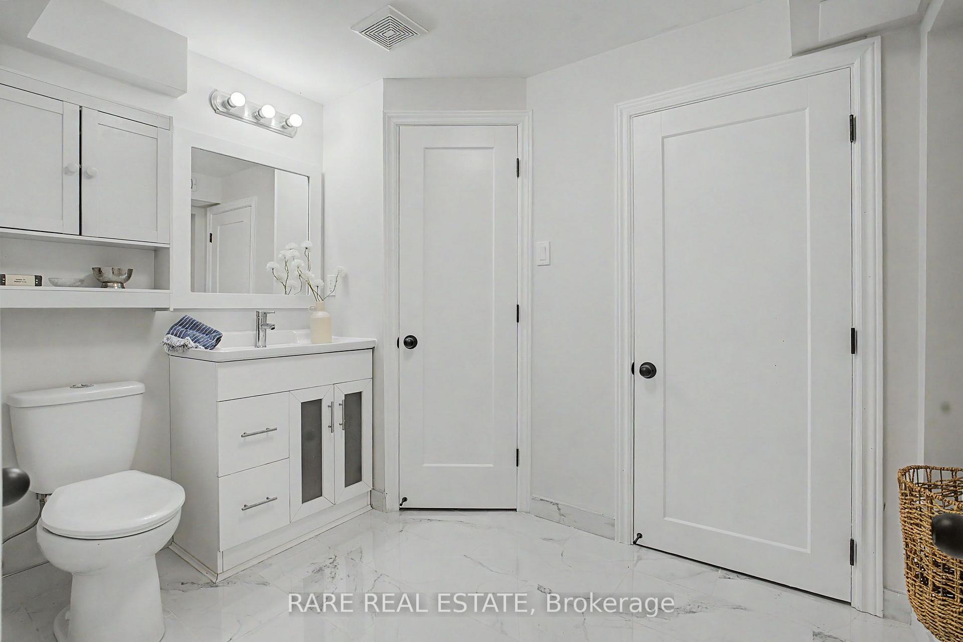 Photo 32 of 521 Hickory Avenue N, Whitby, Downtown Whitby — HOMEH