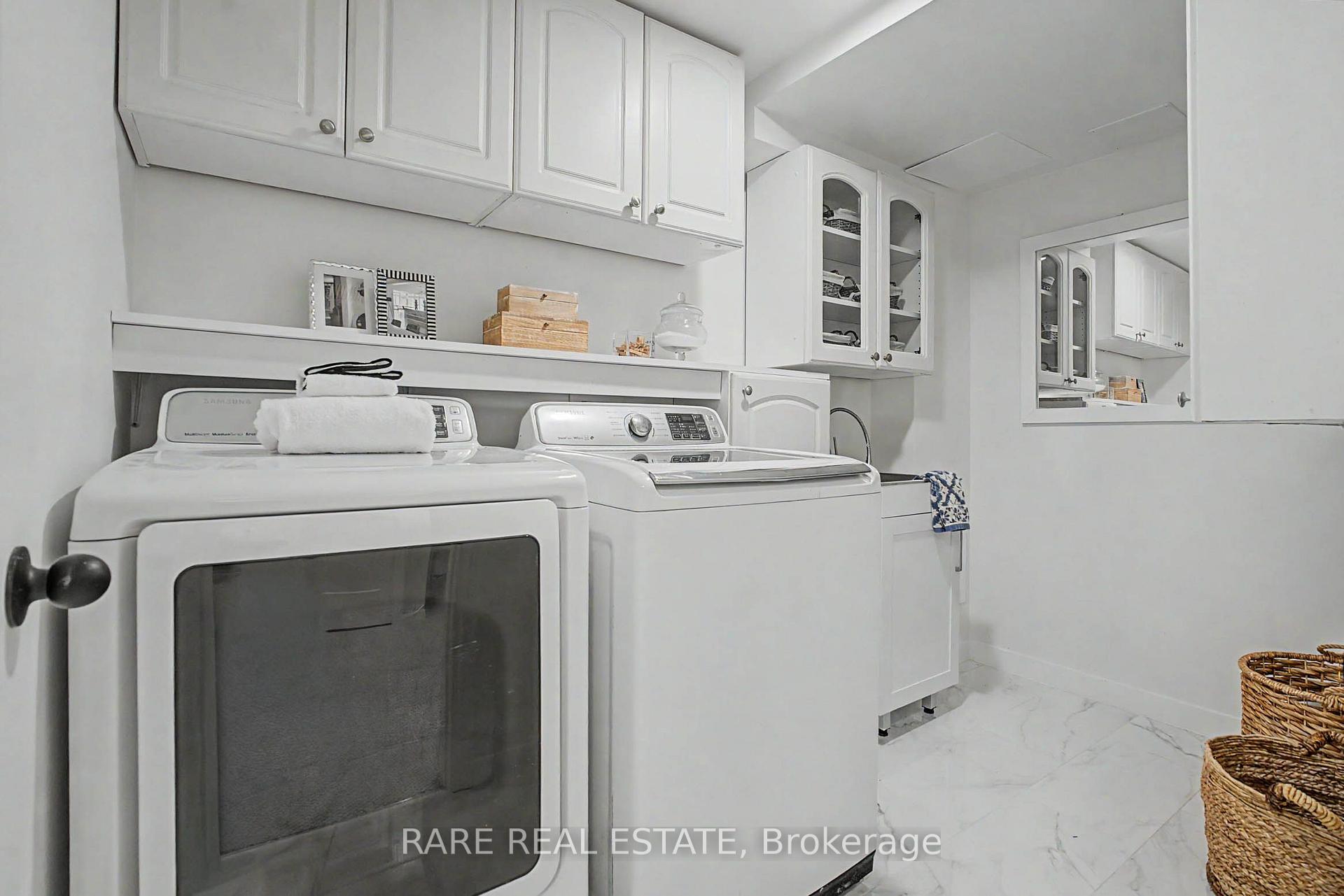 Photo 38 of 521 Hickory Avenue N, Whitby, Downtown Whitby — HOMEH
