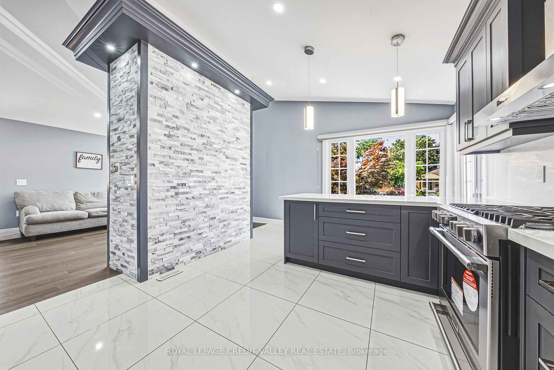 Photo 9 of 12 Stevenson Avenue, London, East N — HOMEH