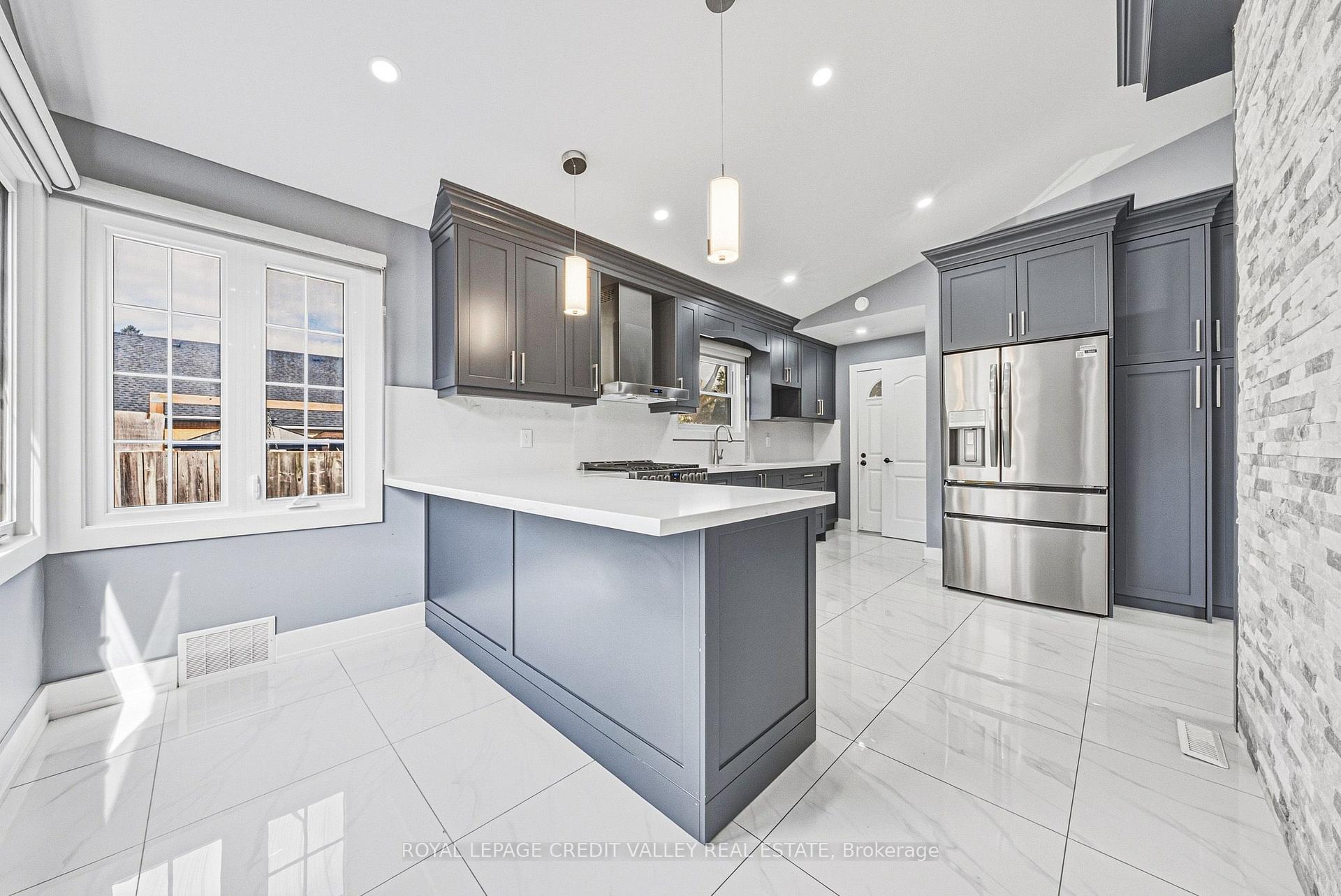 Photo 13 of 12 Stevenson Avenue, London, East N — HOMEH