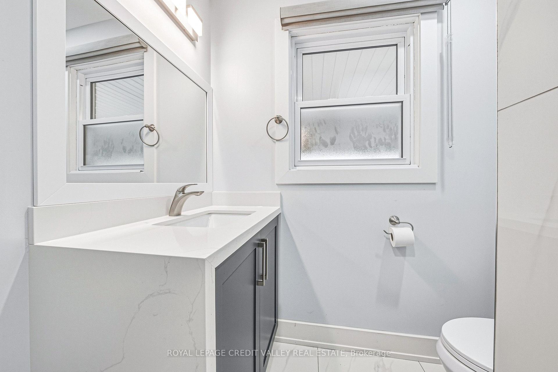 Photo 15 of 12 Stevenson Avenue, London, East N — HOMEH