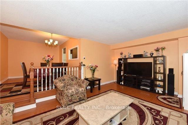 Photo 4 of Unit 1509, 5 San Romano Way, North York, Black Creek — HOMEH