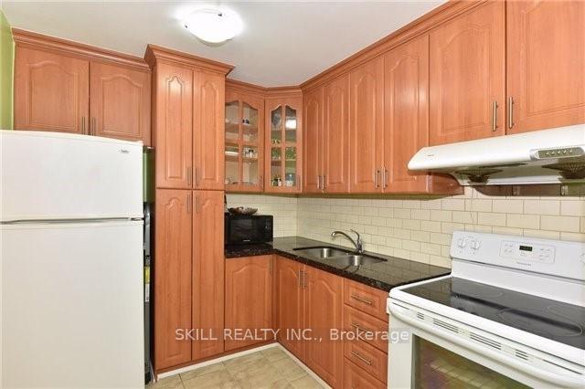 Photo 6 of Unit 1509, 5 San Romano Way, North York, Black Creek — HOMEH