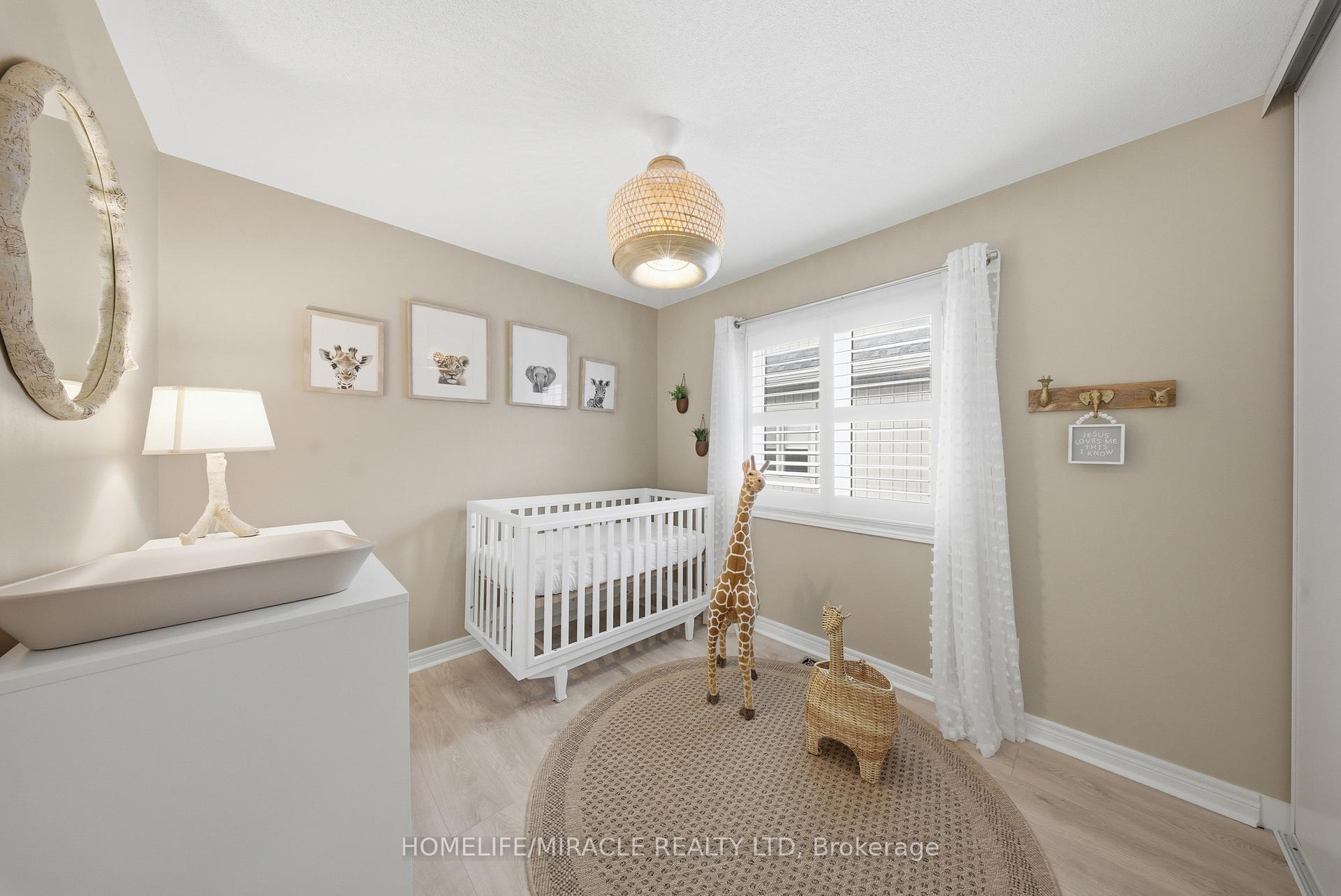 Photo 20 of 79 Willoughby Way, New Tecumseth, Alliston — HOMEH