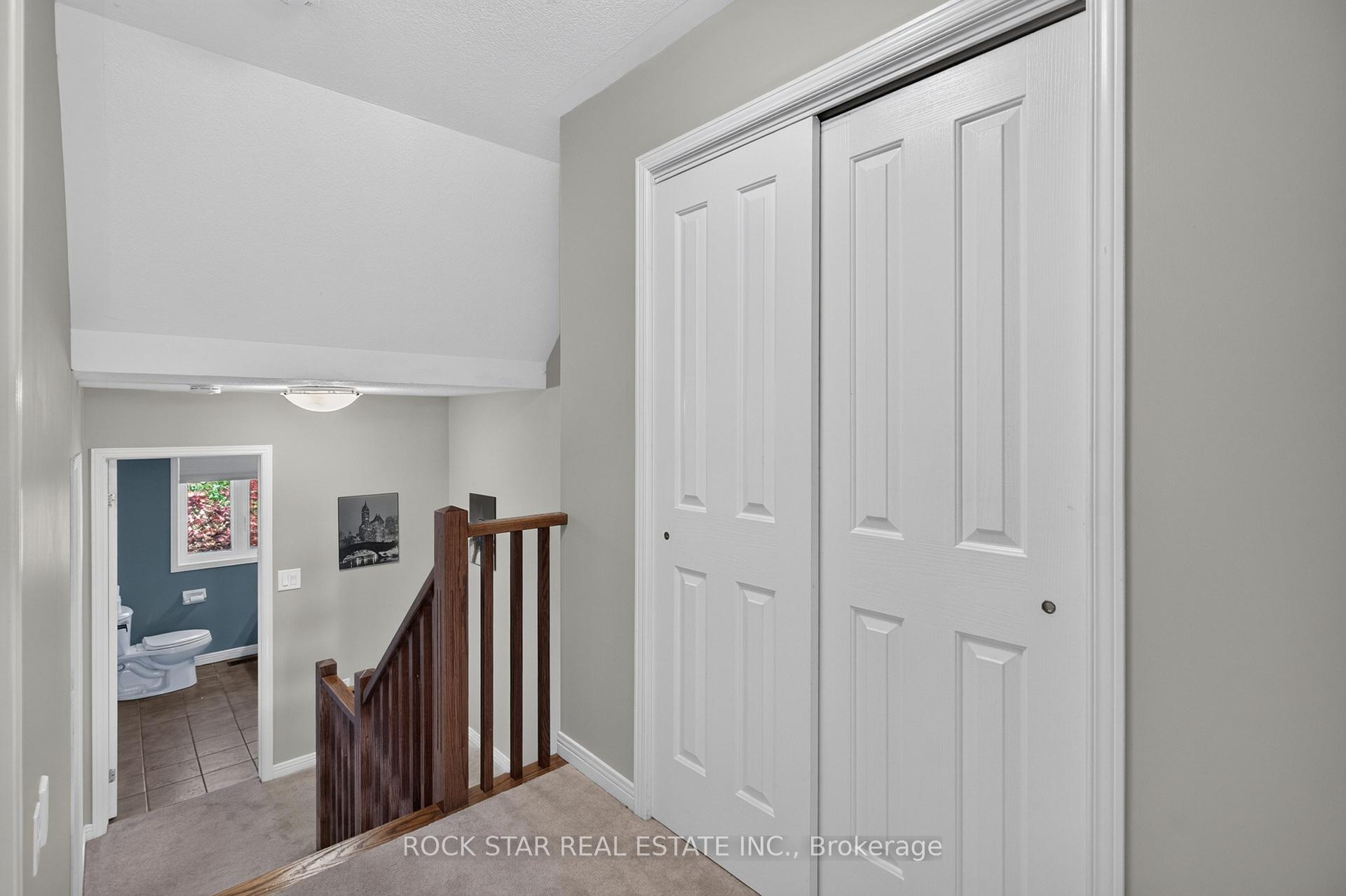 Photo 24 of 40 Fairhaven Drive, Hamilton, Stoney Creek — HOMEH