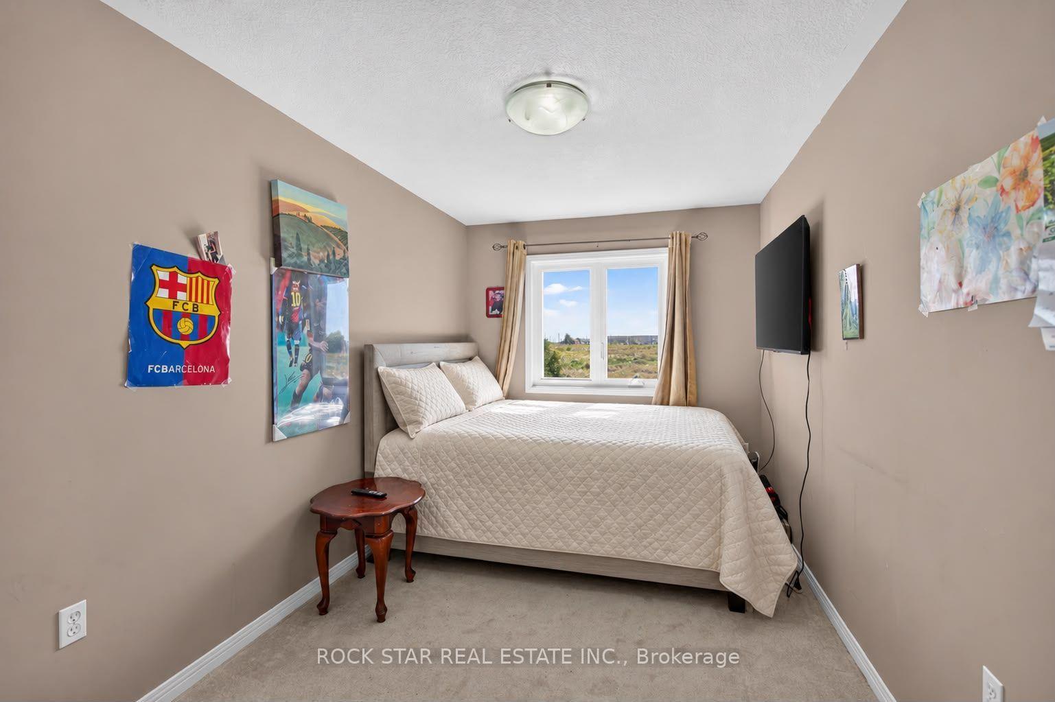 Photo 25 of 40 Fairhaven Drive, Hamilton, Stoney Creek — HOMEH