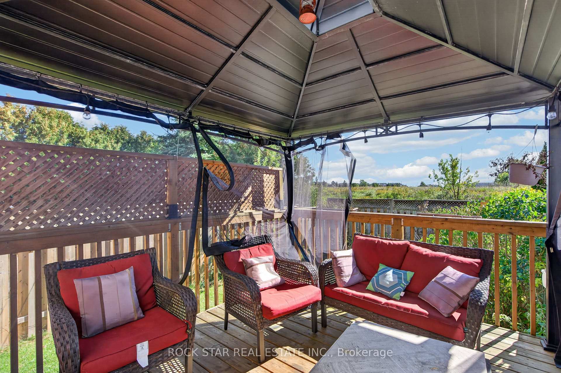Photo 31 of 40 Fairhaven Drive, Hamilton, Stoney Creek — HOMEH