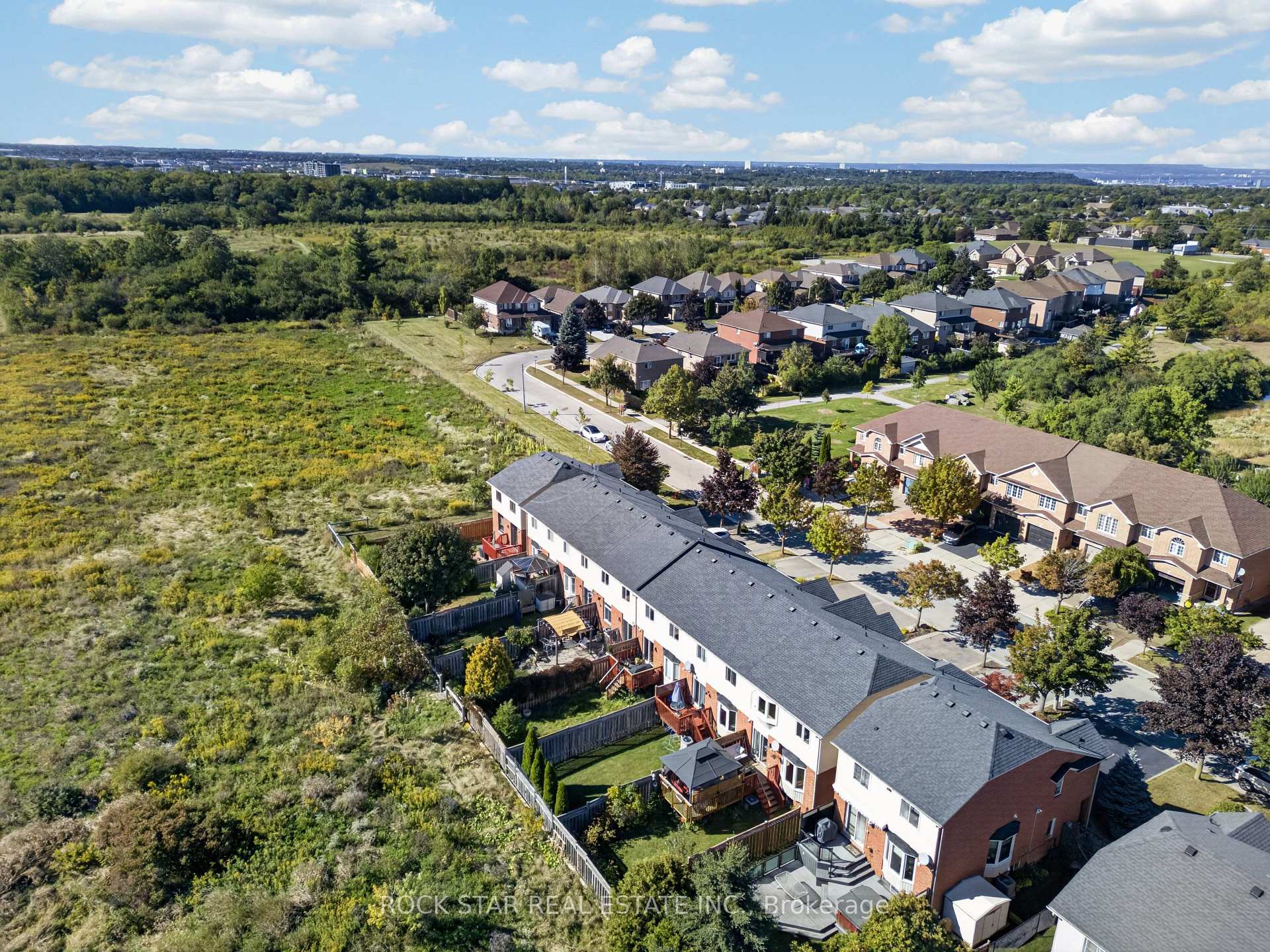 Photo 42 of 40 Fairhaven Drive, Hamilton, Stoney Creek — HOMEH