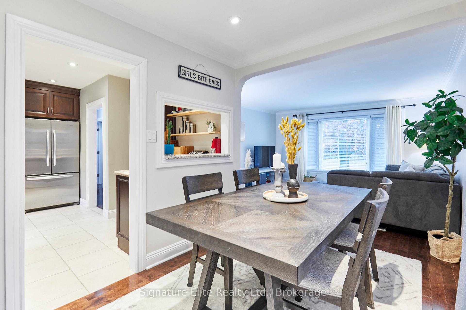 Photo 7 of 3 Kingsmere Crescent, Scarborough, Scarborough Village — HOMEH