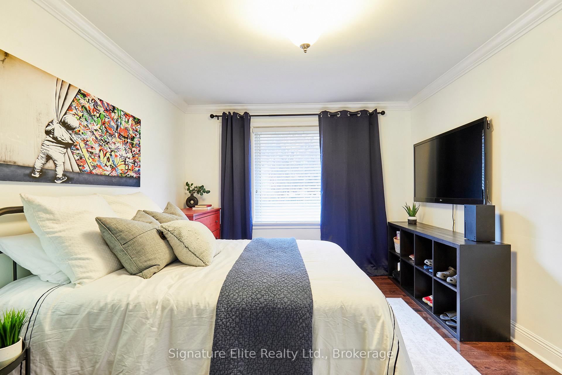 Photo 13 of 3 Kingsmere Crescent, Scarborough, Scarborough Village — HOMEH