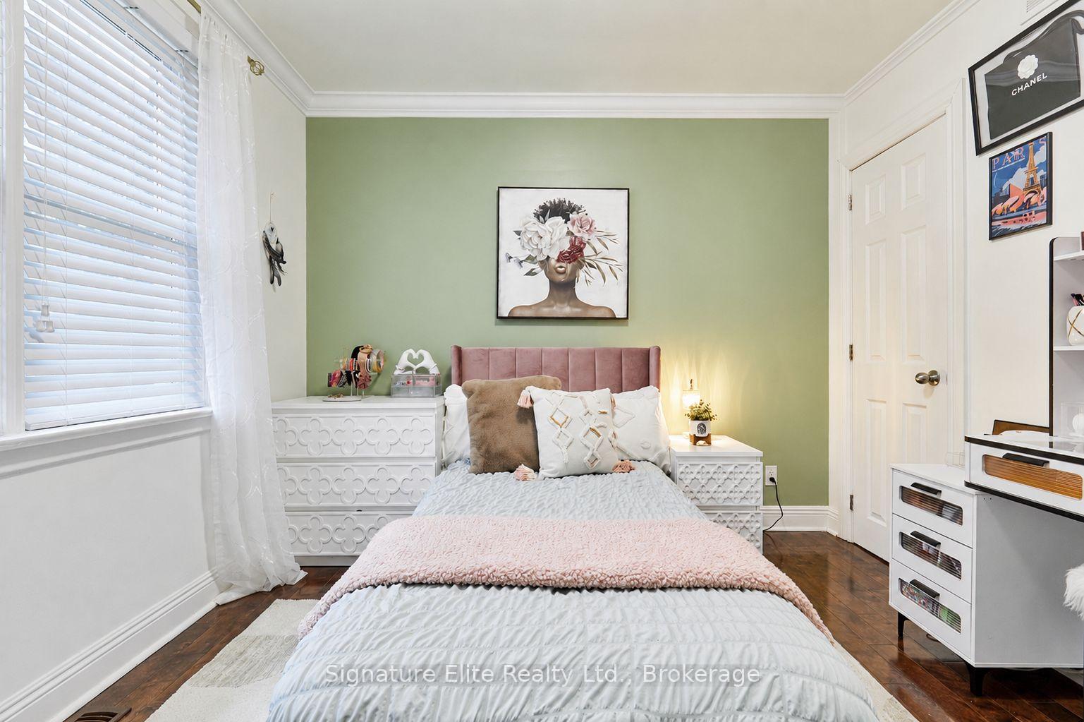 Photo 15 of 3 Kingsmere Crescent, Scarborough, Scarborough Village — HOMEH
