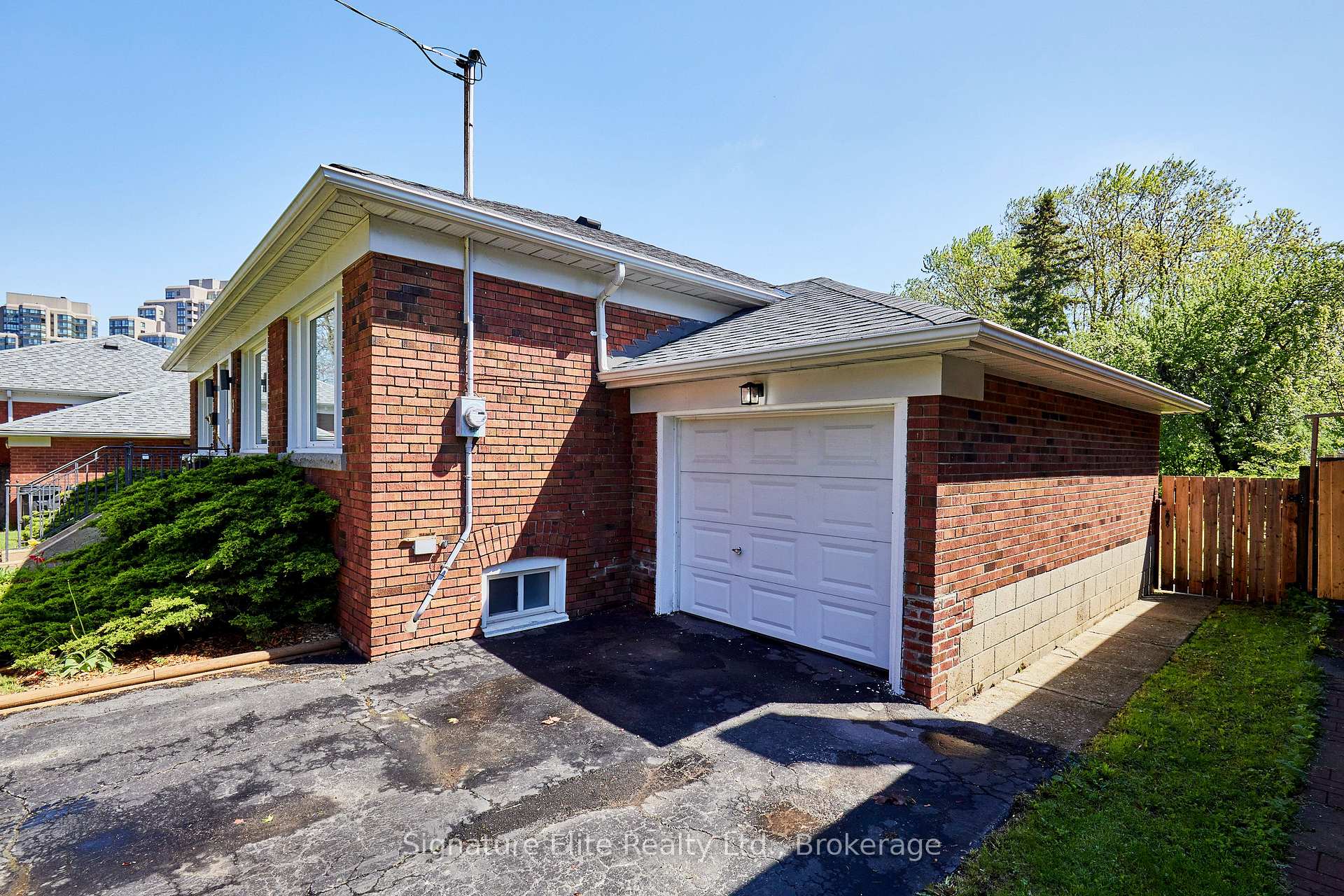 Photo 42 of 3 Kingsmere Crescent, Scarborough, Scarborough Village — HOMEH