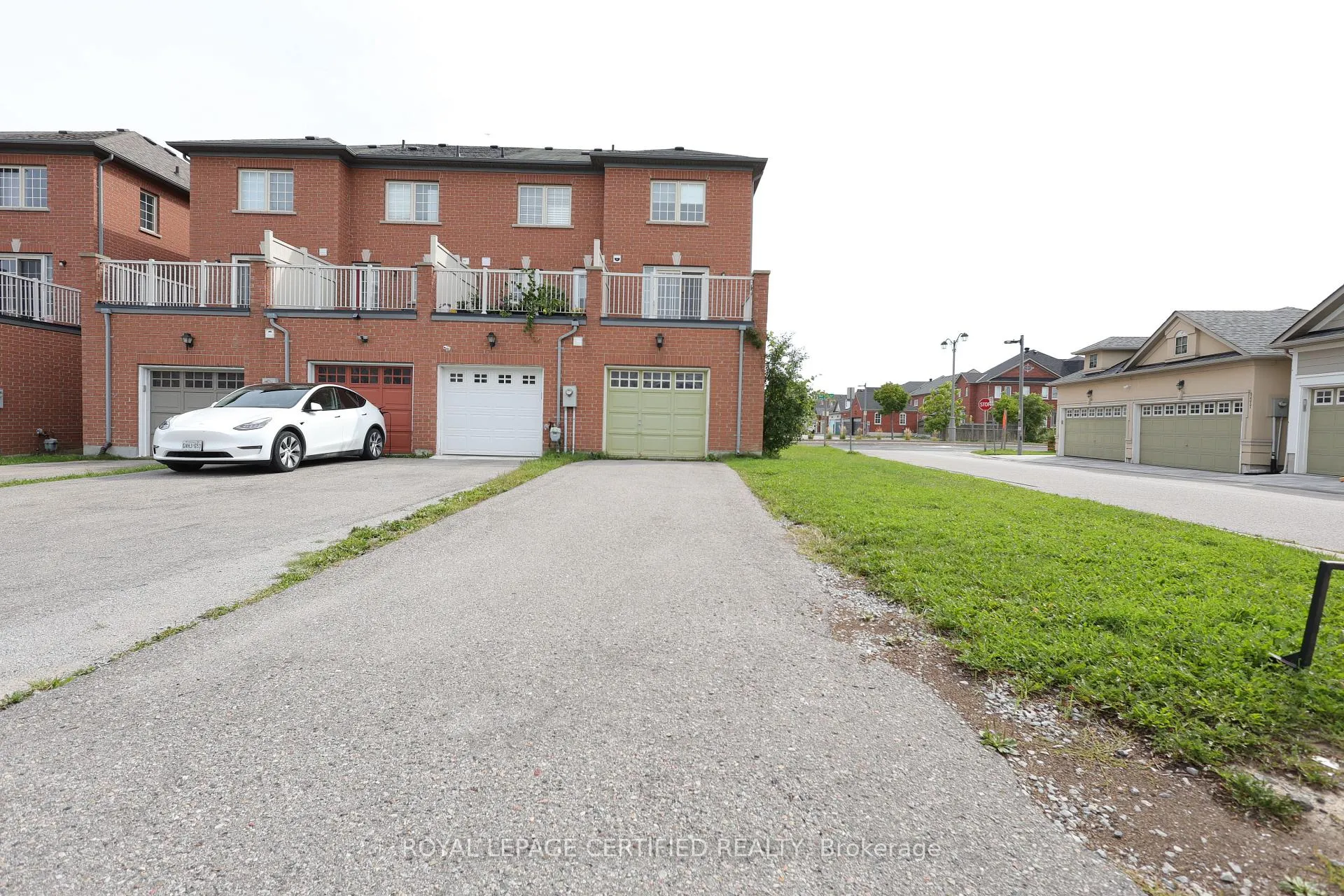 Photo 23 of 2420 Bur Oak Avenue, Markham, Cornell — HOMEH