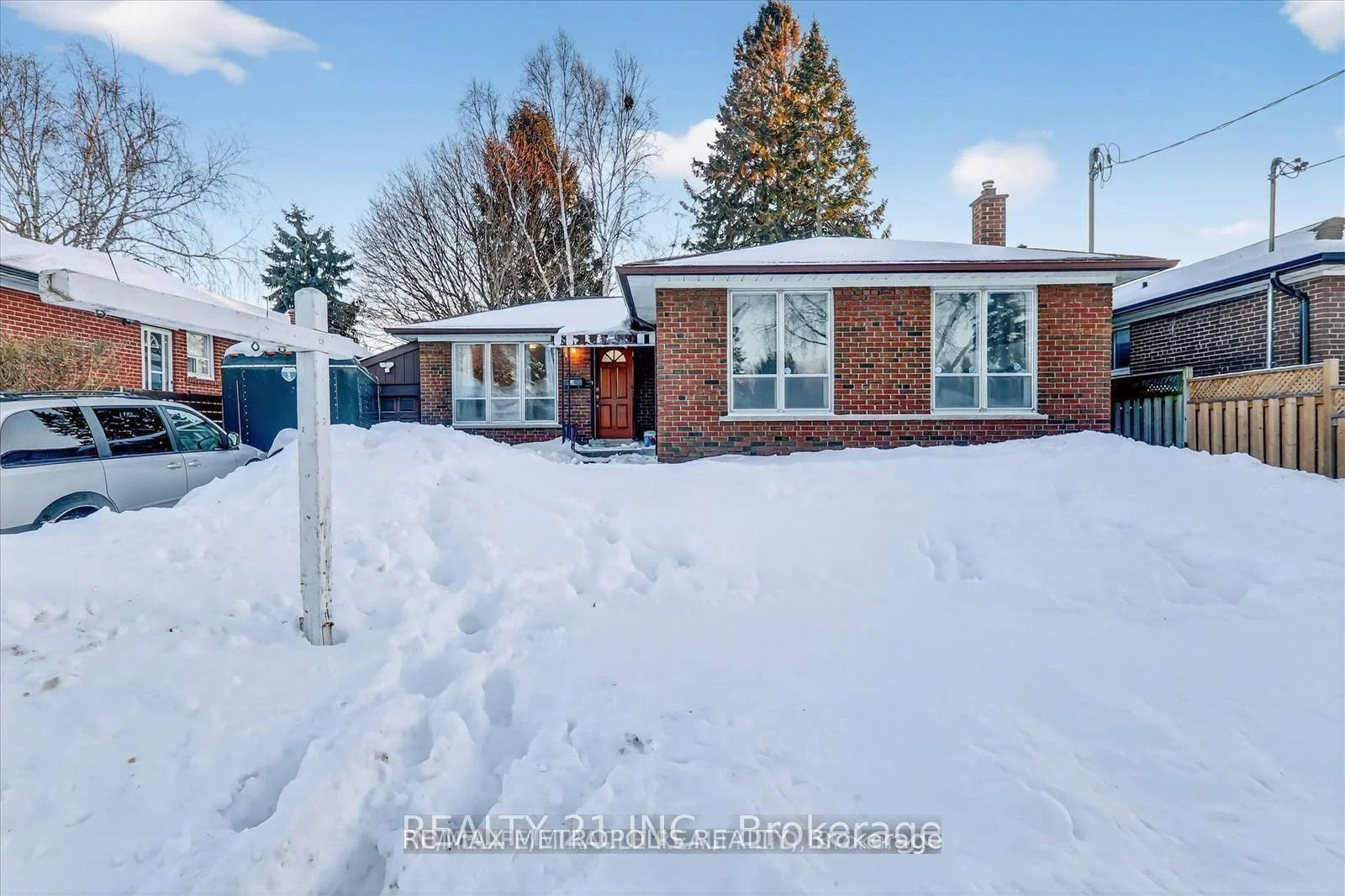 Photo 2 of 30 Melchior Drive, Scarborough, West Hill — HOMEH