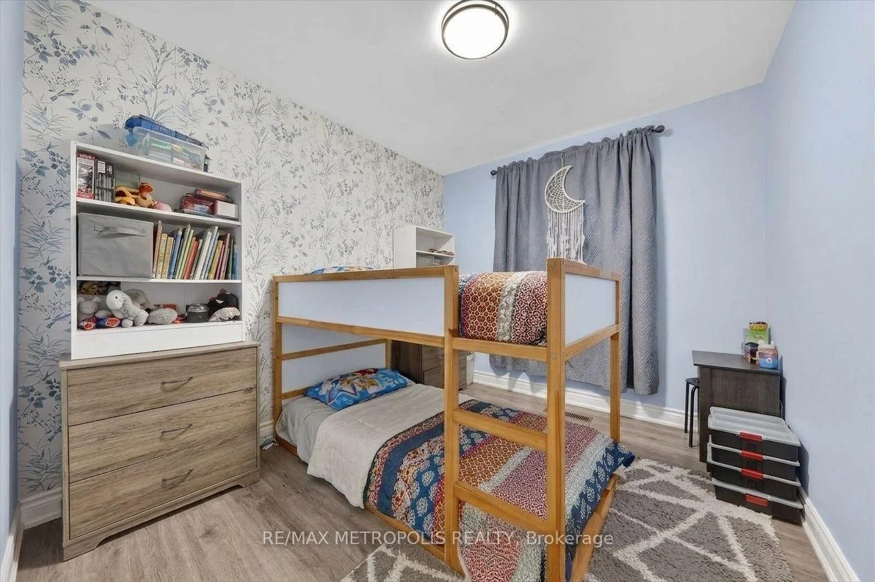 Photo 3 of 30 Melchior Drive, Scarborough, West Hill — HOMEH