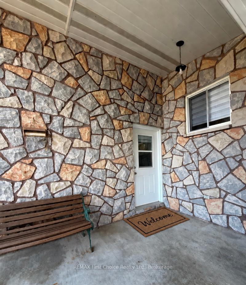 Photo 2 of 123 Albany Place, Greenstone, TB-96 — HOMEH