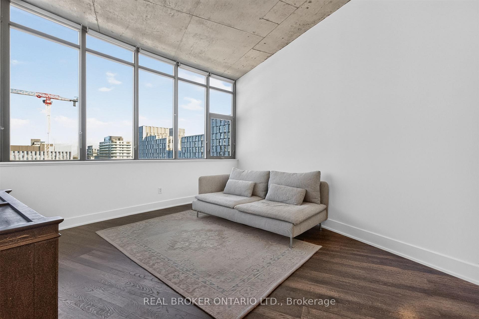 Photo 4 of Unit 803, 90 Trinity Street, Toronto, Moss Park — HOMEH