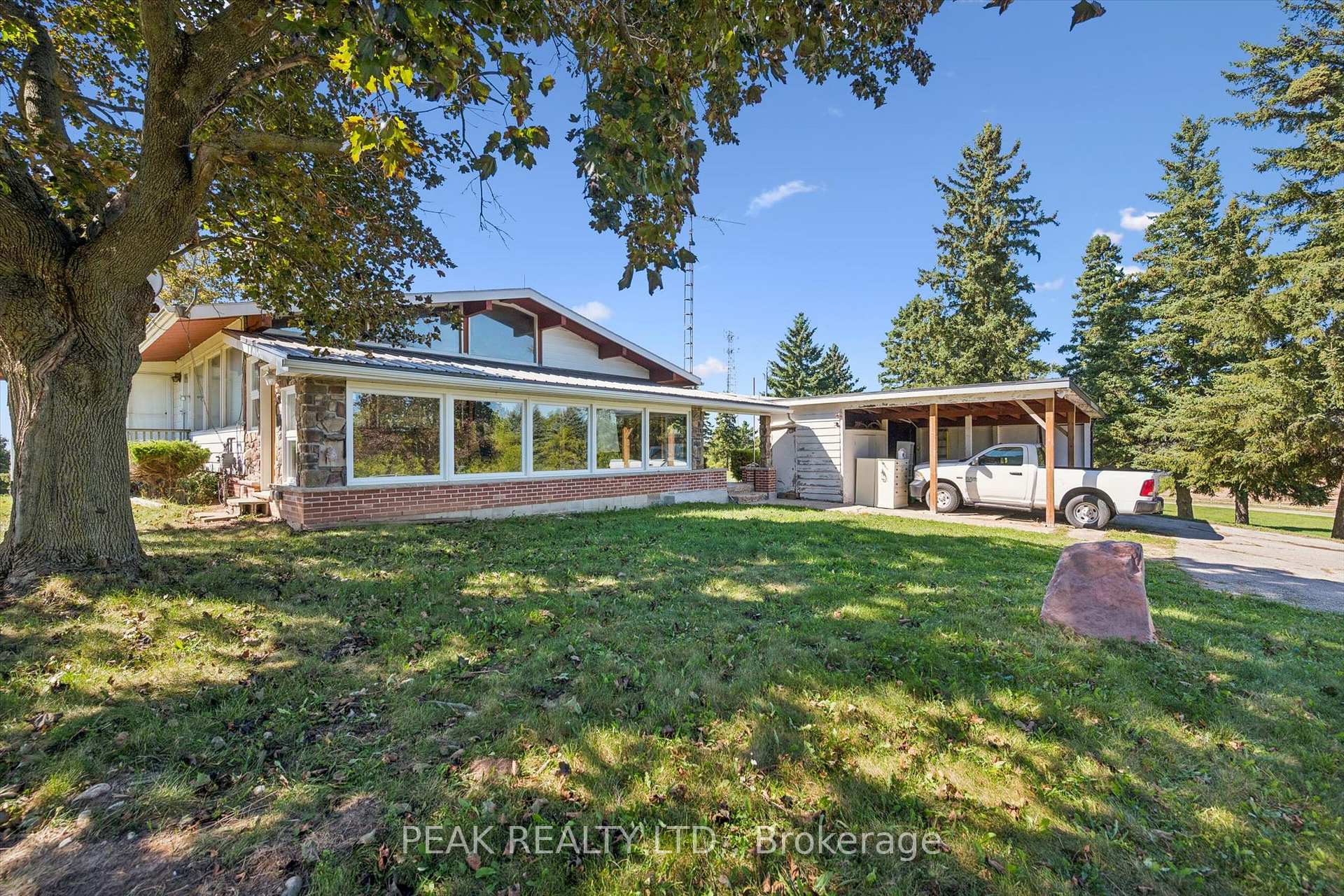Photo 6 of 234 Brant Road, Brant, South Dumfries — HOMEH