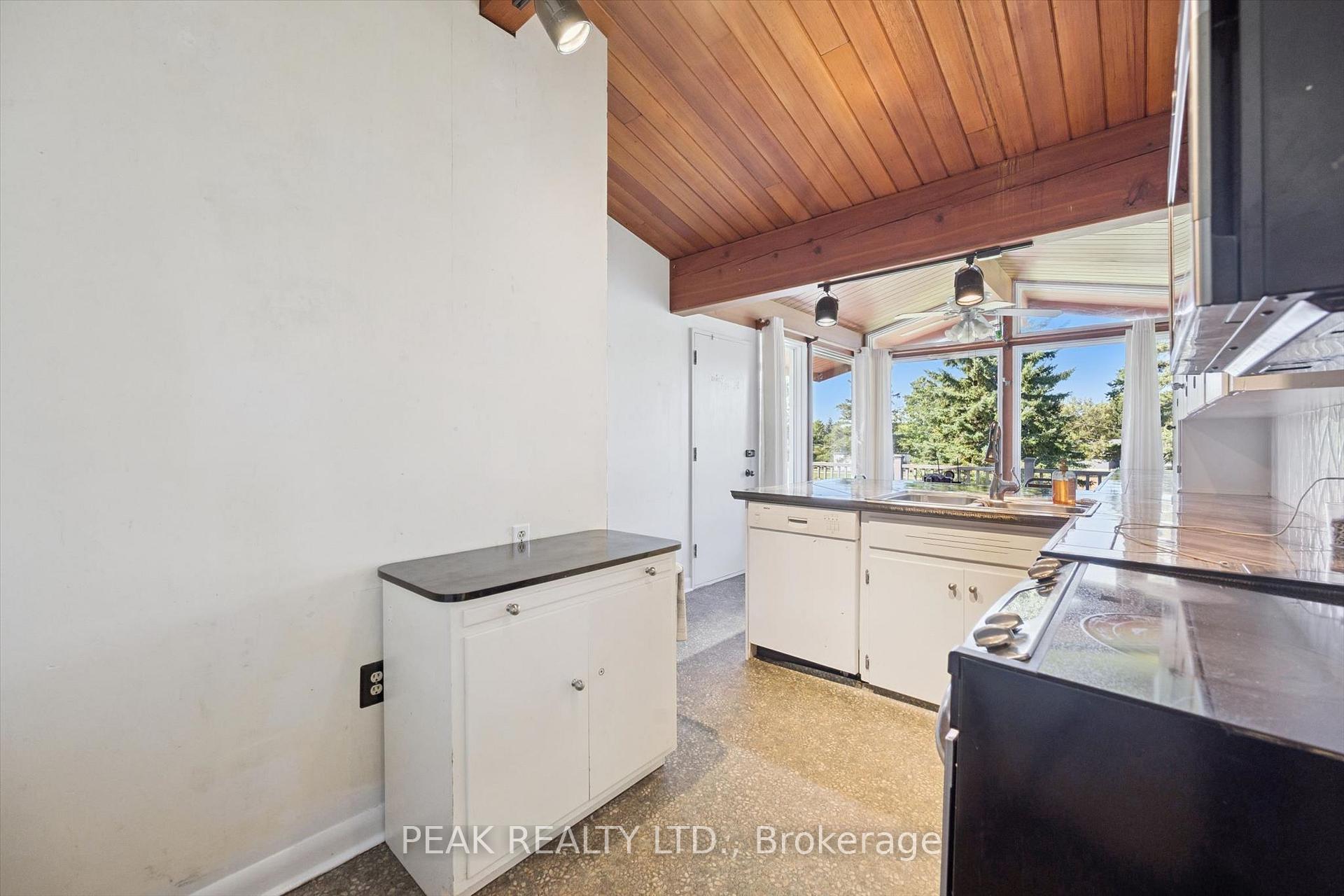 Photo 16 of 234 Brant Road, Brant, South Dumfries — HOMEH