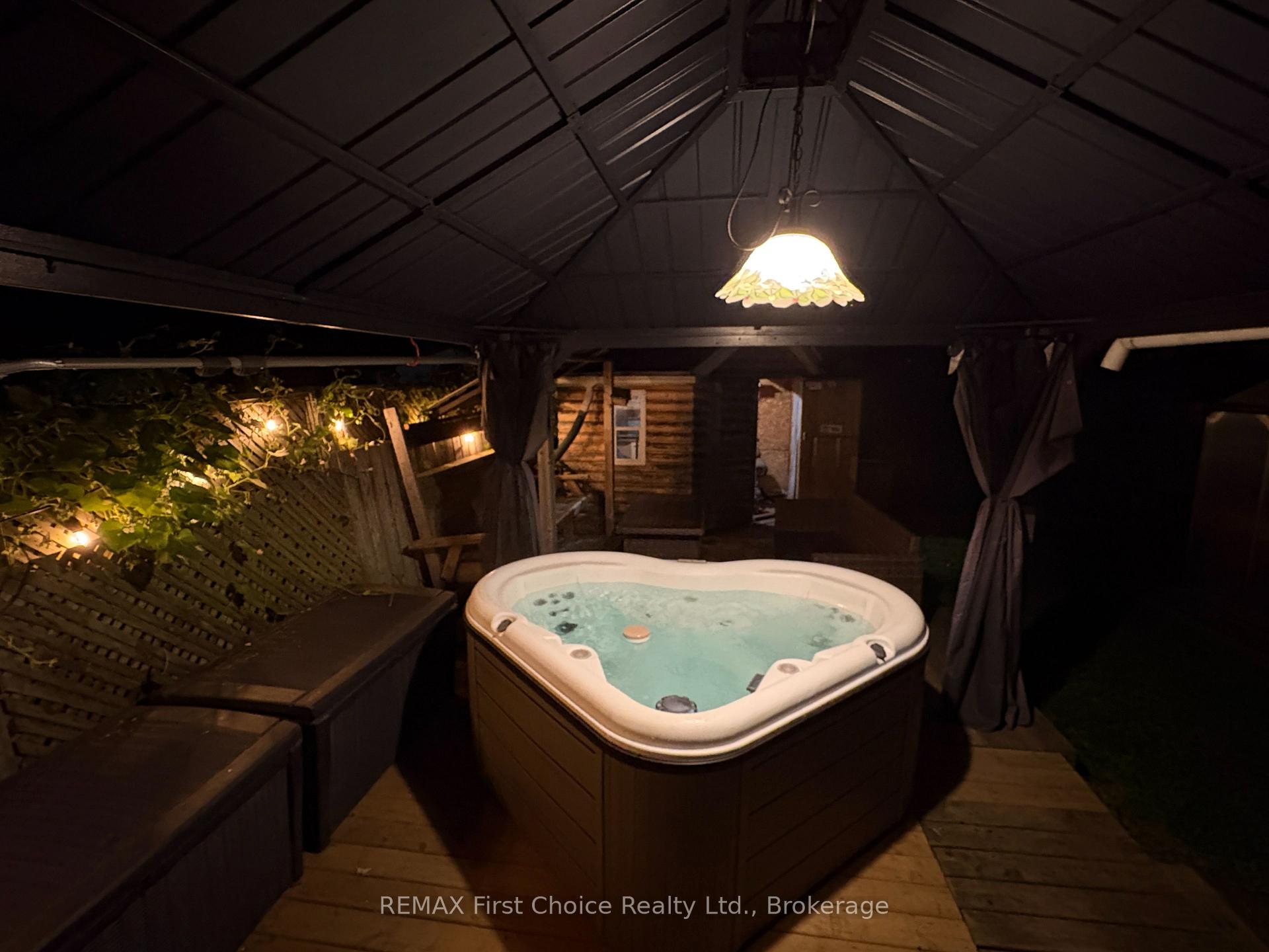 Photo 33 of 467 James Street N, Thunder Bay, Northwood Park — HOMEH