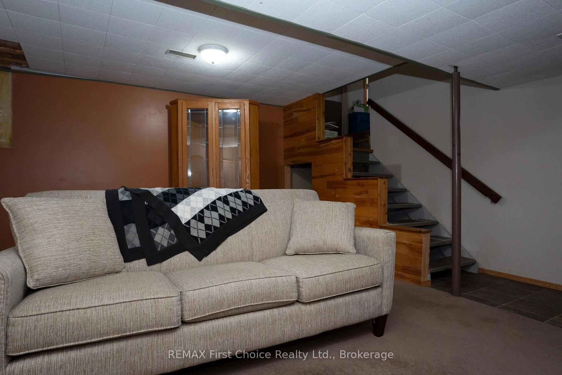 Photo 16 of 467 James Street N, Thunder Bay, Northwood Park — HOMEH