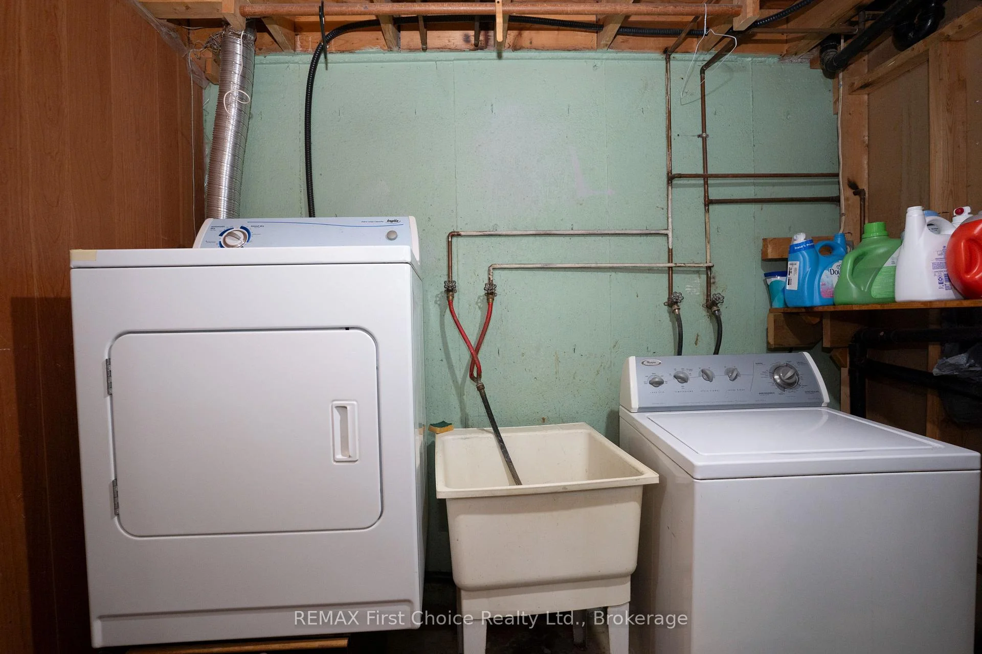 Photo 23 of 467 James Street N, Thunder Bay, Northwood Park — HOMEH