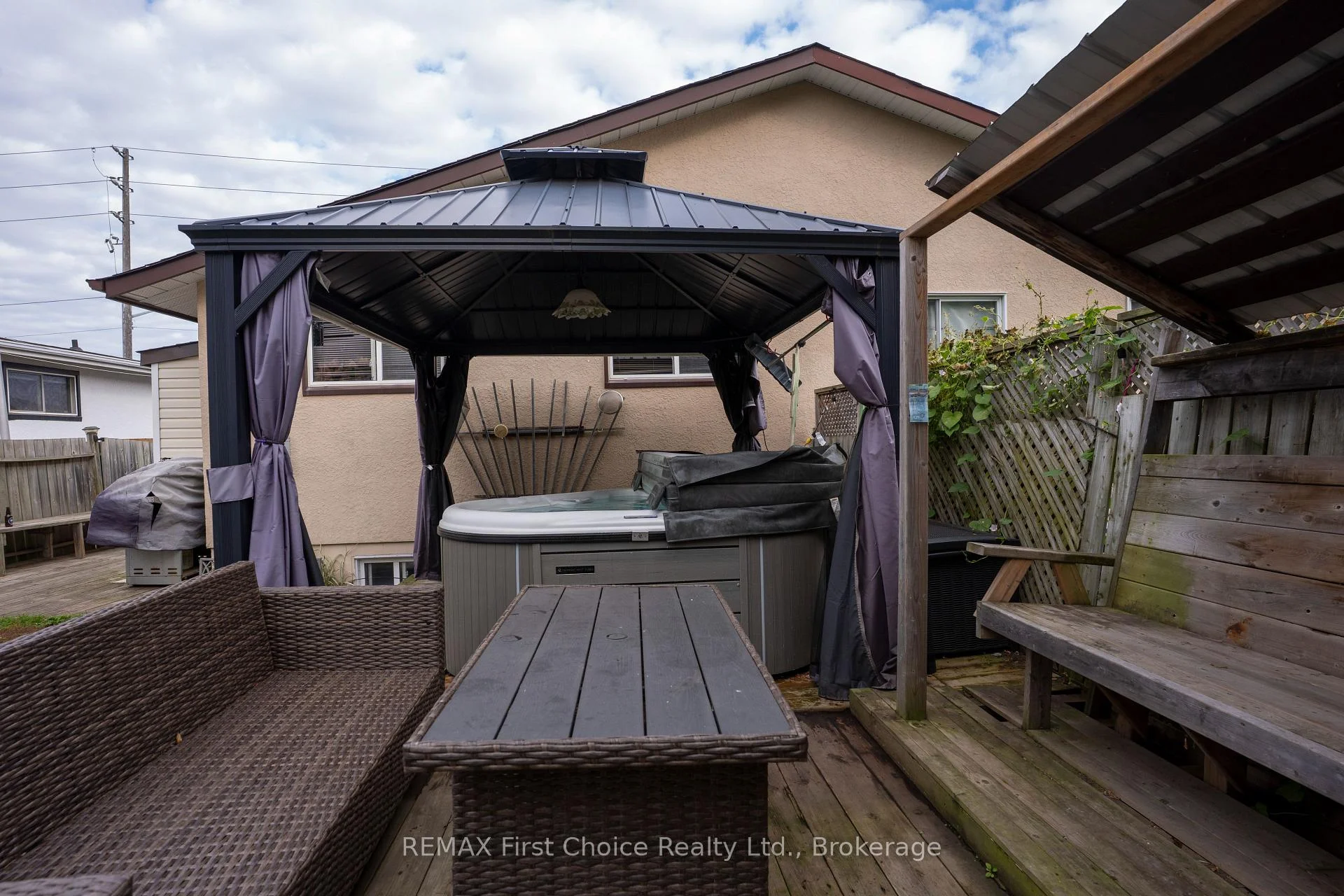 Photo 39 of 467 James Street N, Thunder Bay, Northwood Park — HOMEH
