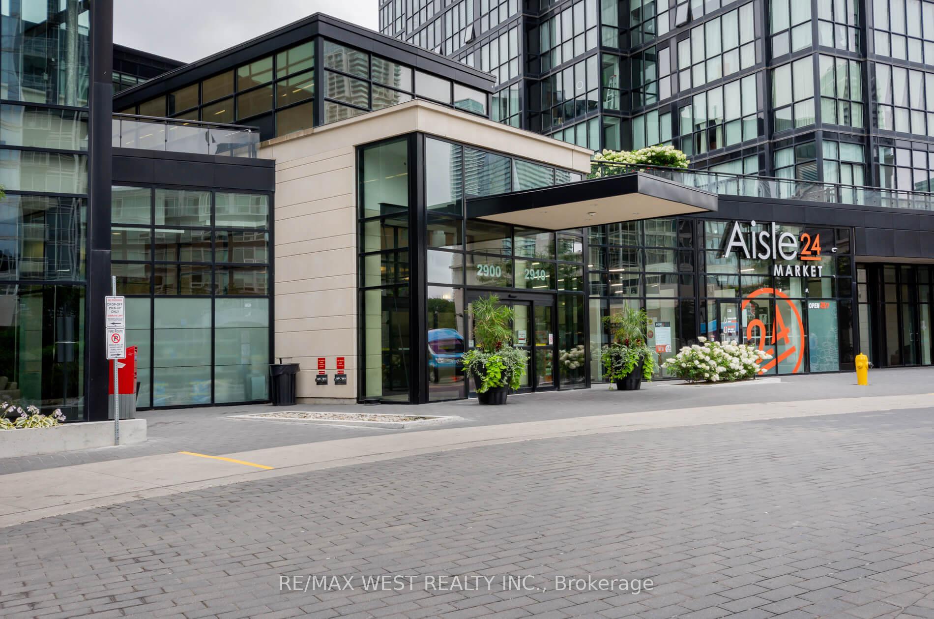 Photo 3 of Unit 605, 2900 Highway 7, Vaughan, Concord — HOMEH
