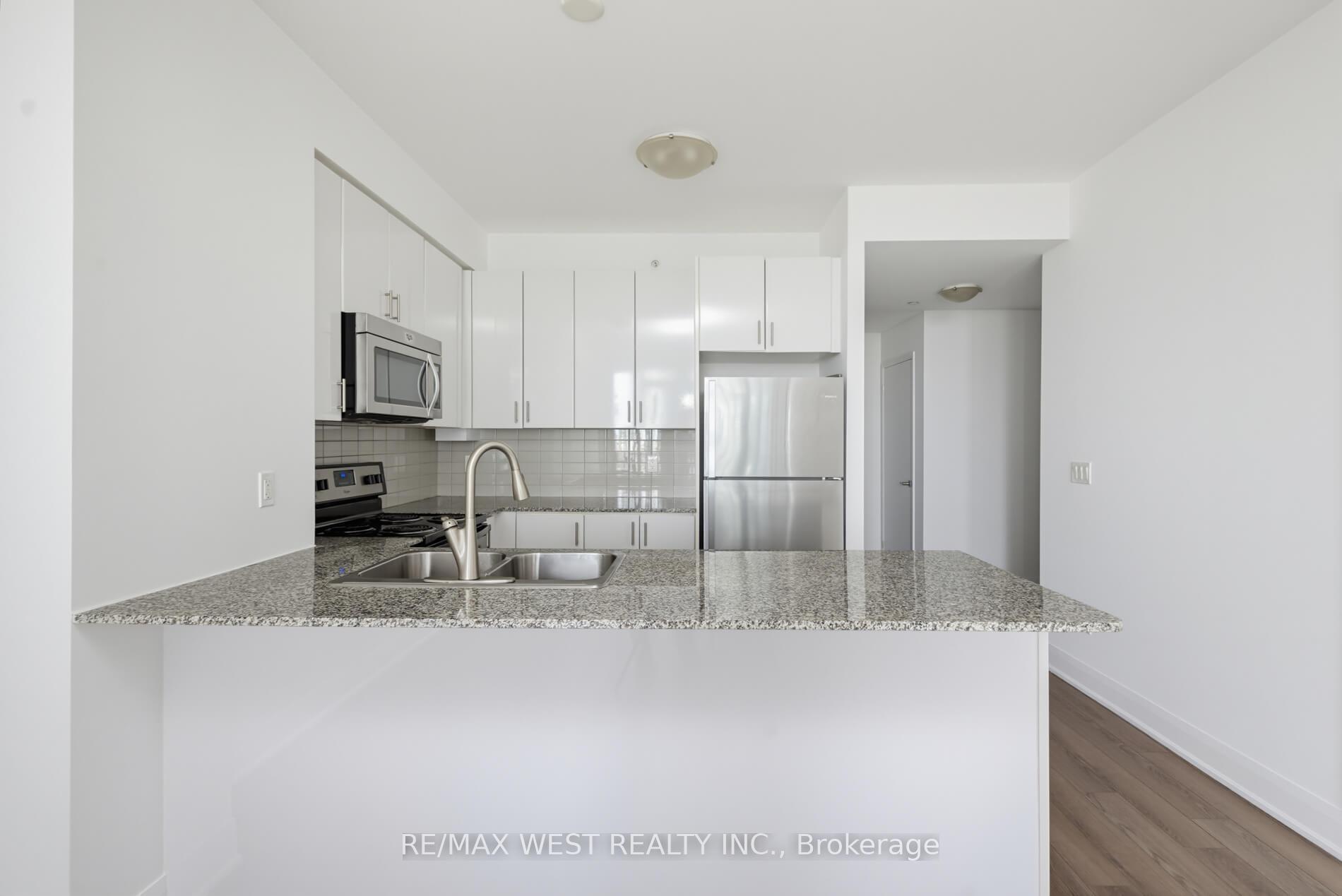Photo 15 of Unit 605, 2900 Highway 7, Vaughan, Concord — HOMEH