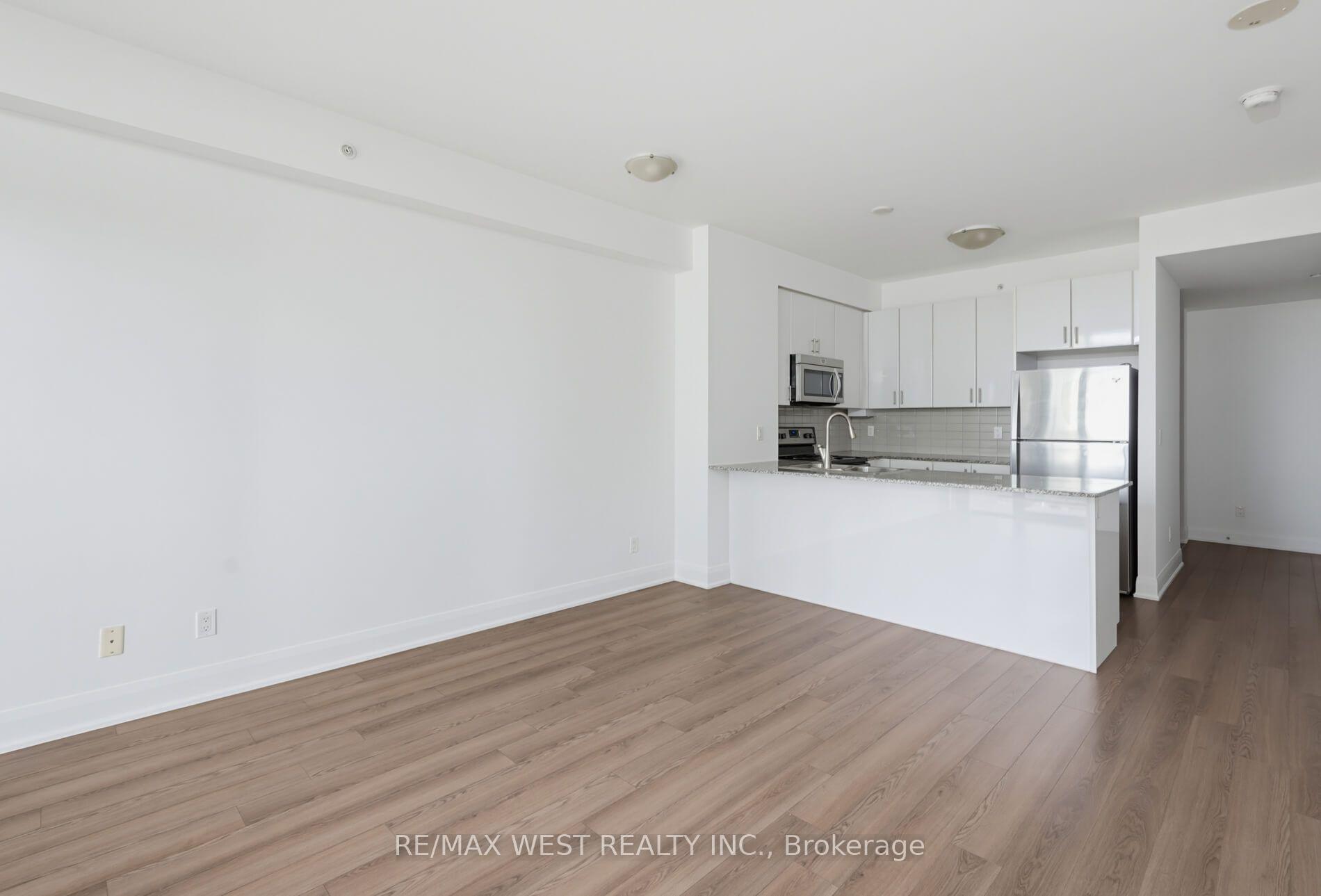 Photo 19 of Unit 605, 2900 Highway 7, Vaughan, Concord — HOMEH