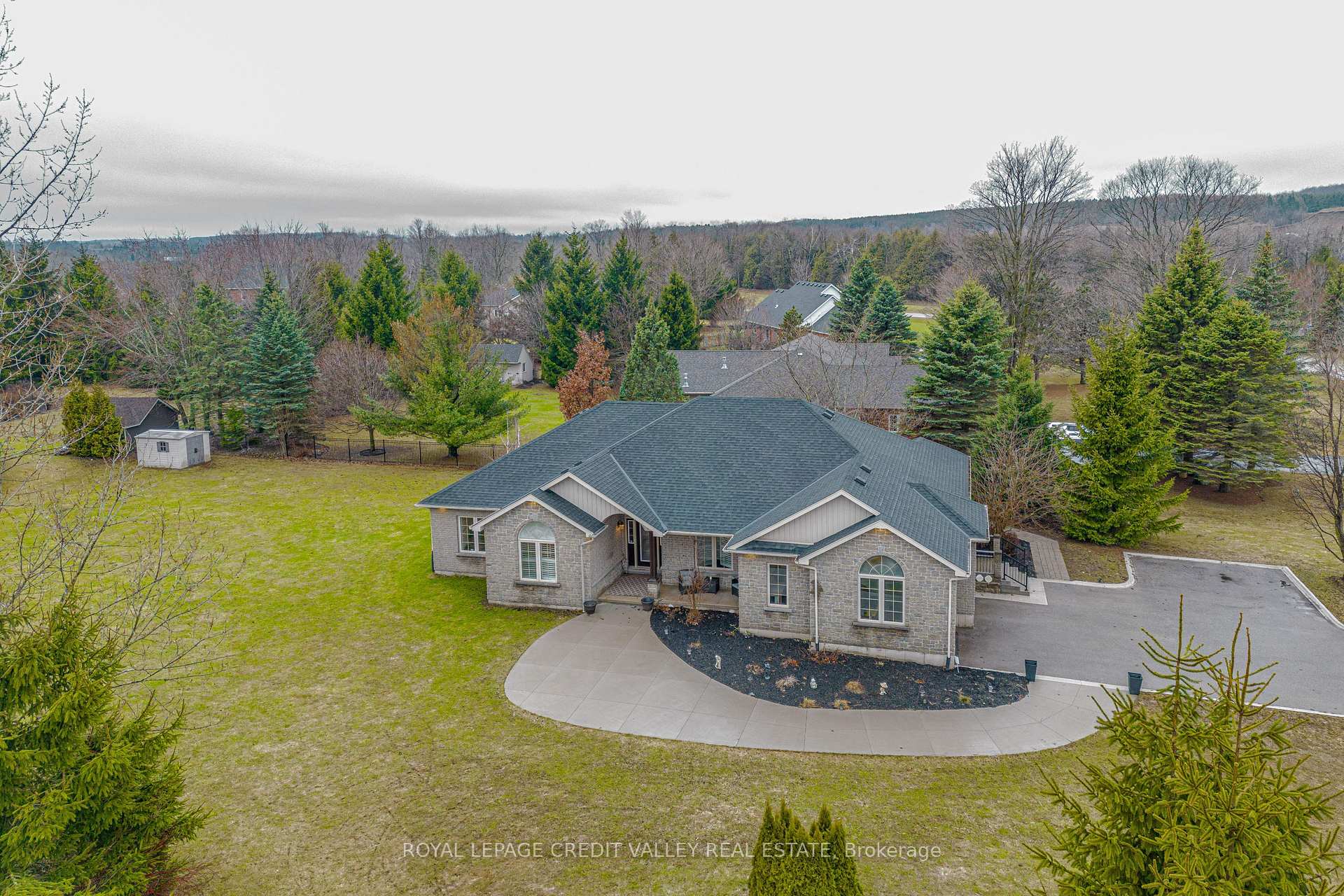Photo 2 of 48 Rayburn Meadows Road, East Garafraxa, Rural East Garafraxa — HOMEH