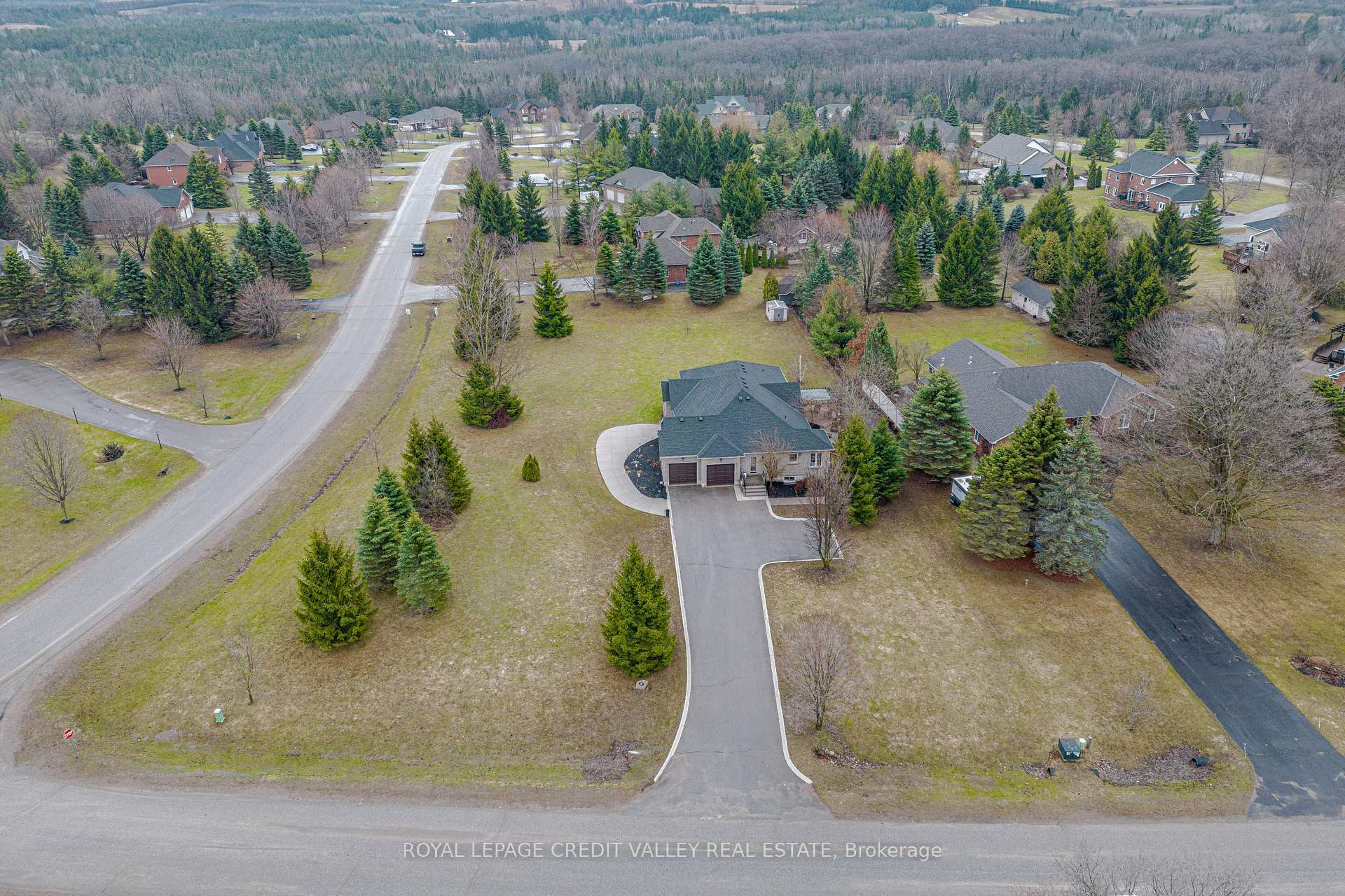 Photo 3 of 48 Rayburn Meadows Road, East Garafraxa, Rural East Garafraxa — HOMEH