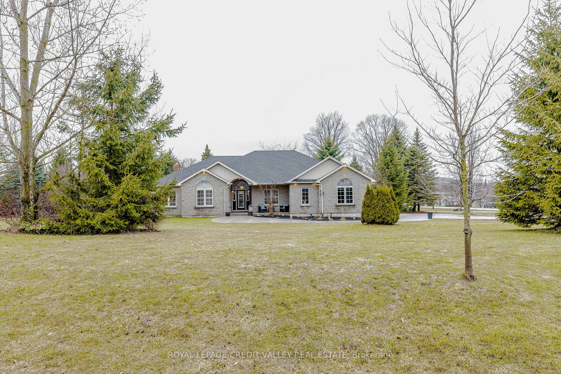 Photo 6 of 48 Rayburn Meadows Road, East Garafraxa, Rural East Garafraxa — HOMEH