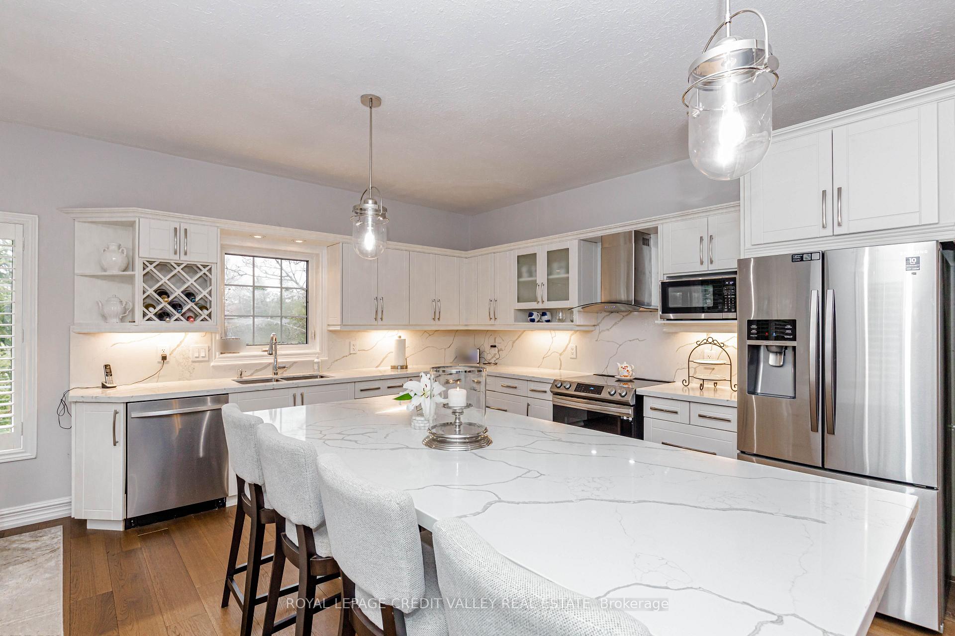 Photo 20 of 48 Rayburn Meadows Road, East Garafraxa, Rural East Garafraxa — HOMEH